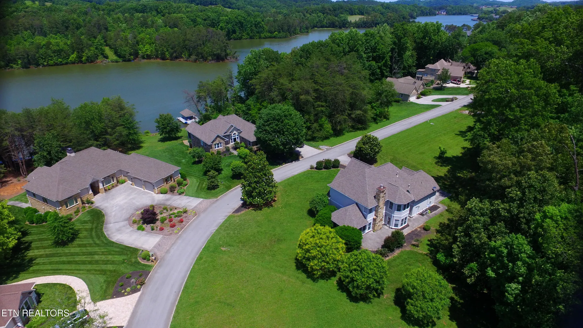 Property Slideshow image 44 of 57 | 612 sandpiper dr, Vonore, TN, 37885