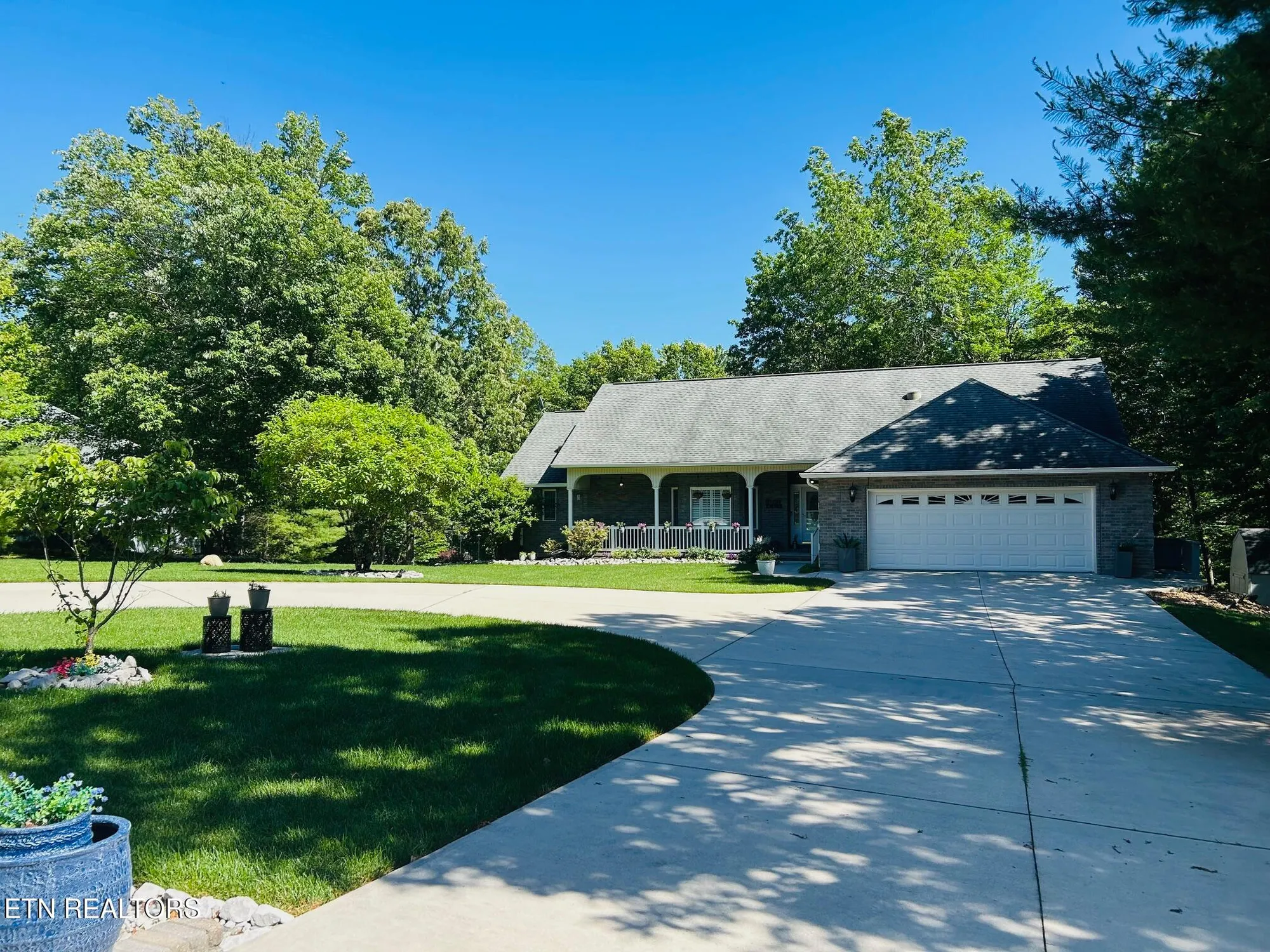 Property Slideshow image 1 of 61 | 260 rotherham dr, Crossville, TN, 38558