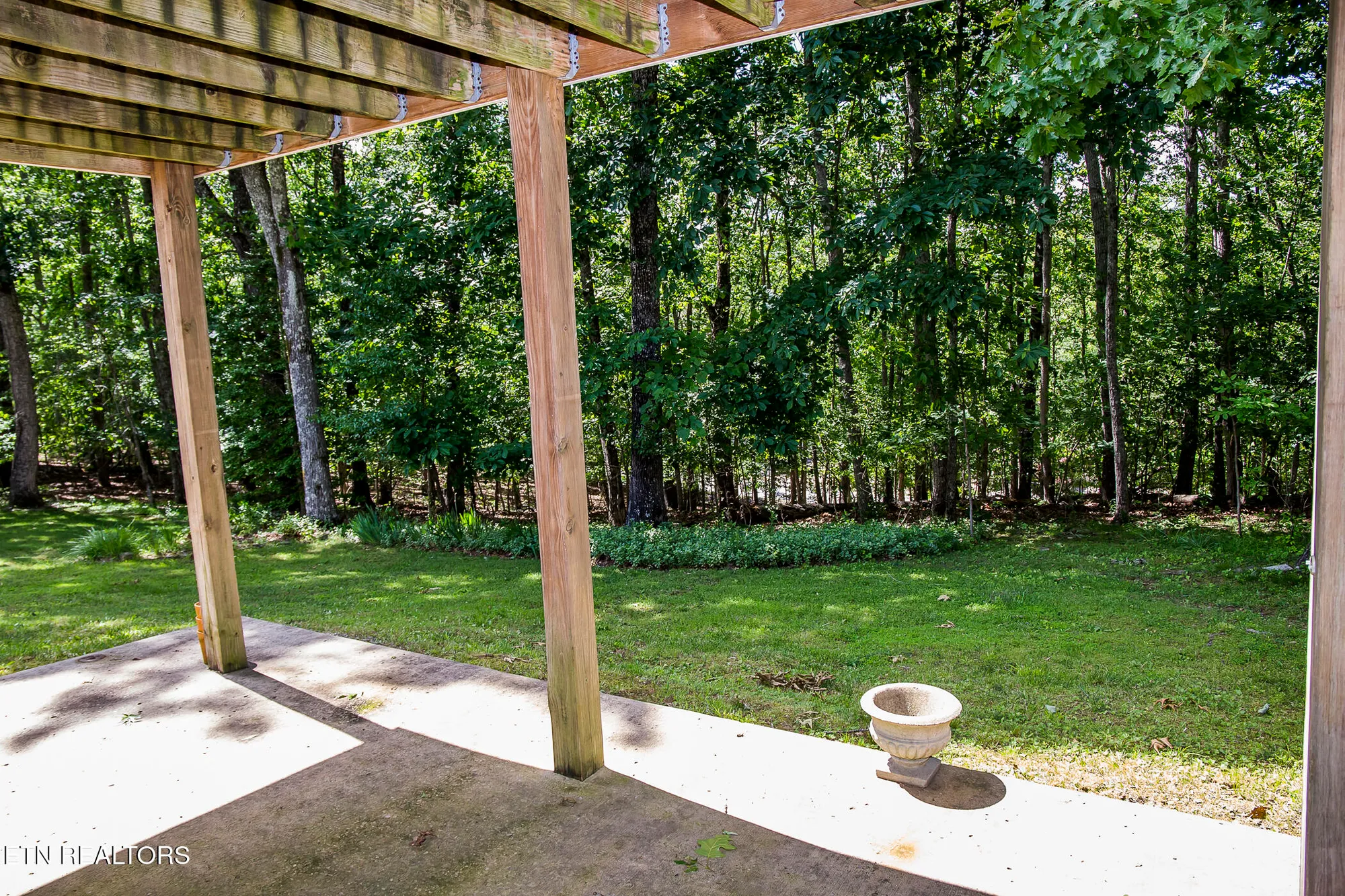 Property Slideshow image 46 of 52 | 247 lakeview dr, Crossville, TN, 38558