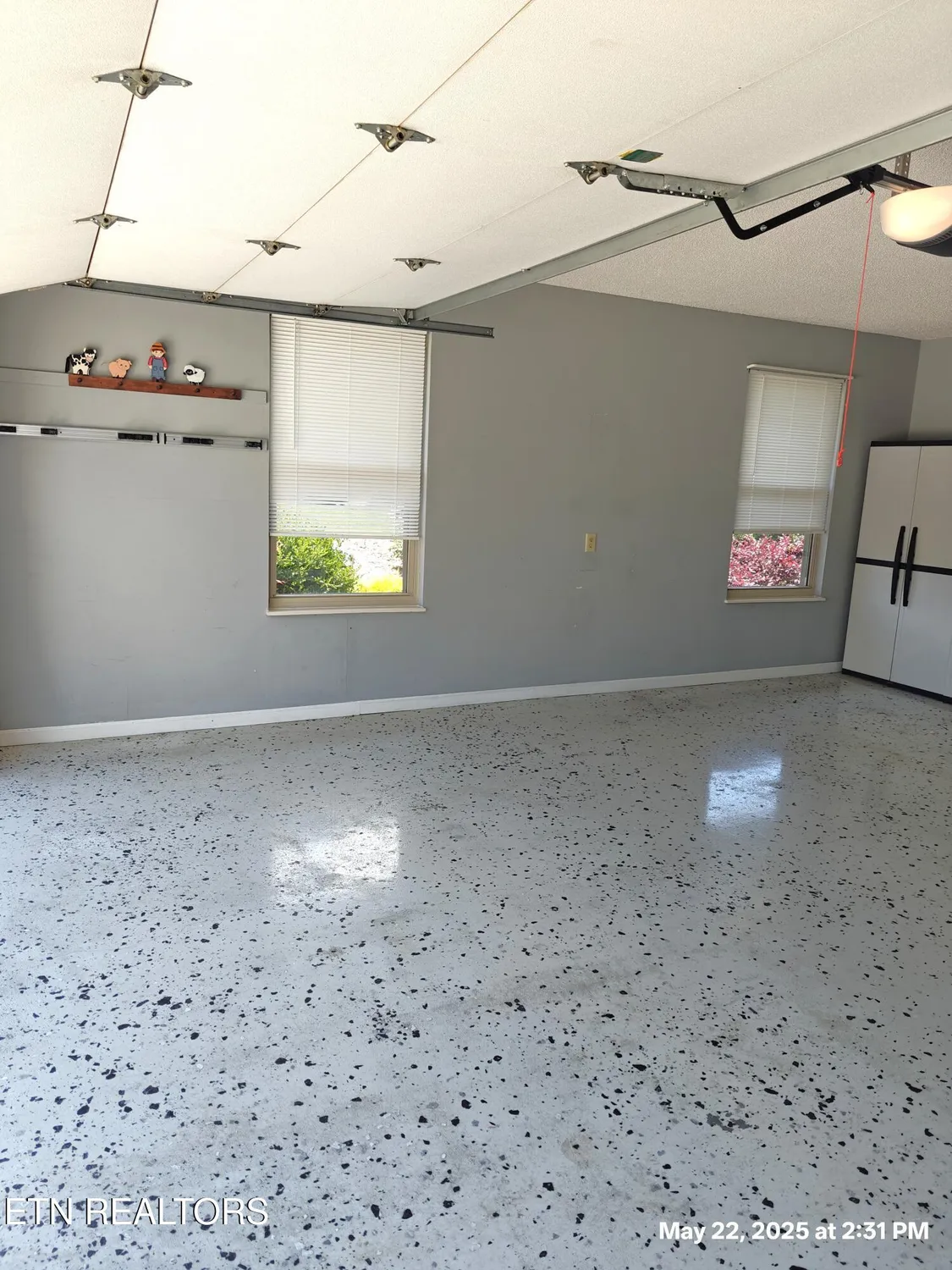 Property Slideshow image 32 of 38 | 179 depew dr, Loudon, TN, 37774