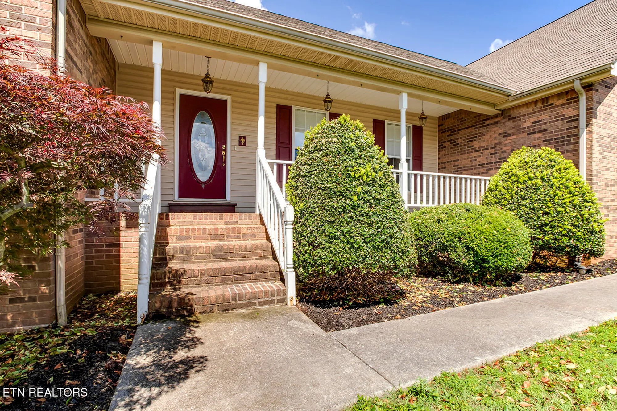 Property Slideshow image 4 of 61 | 309 saligugi ln, Loudon, TN, 37774