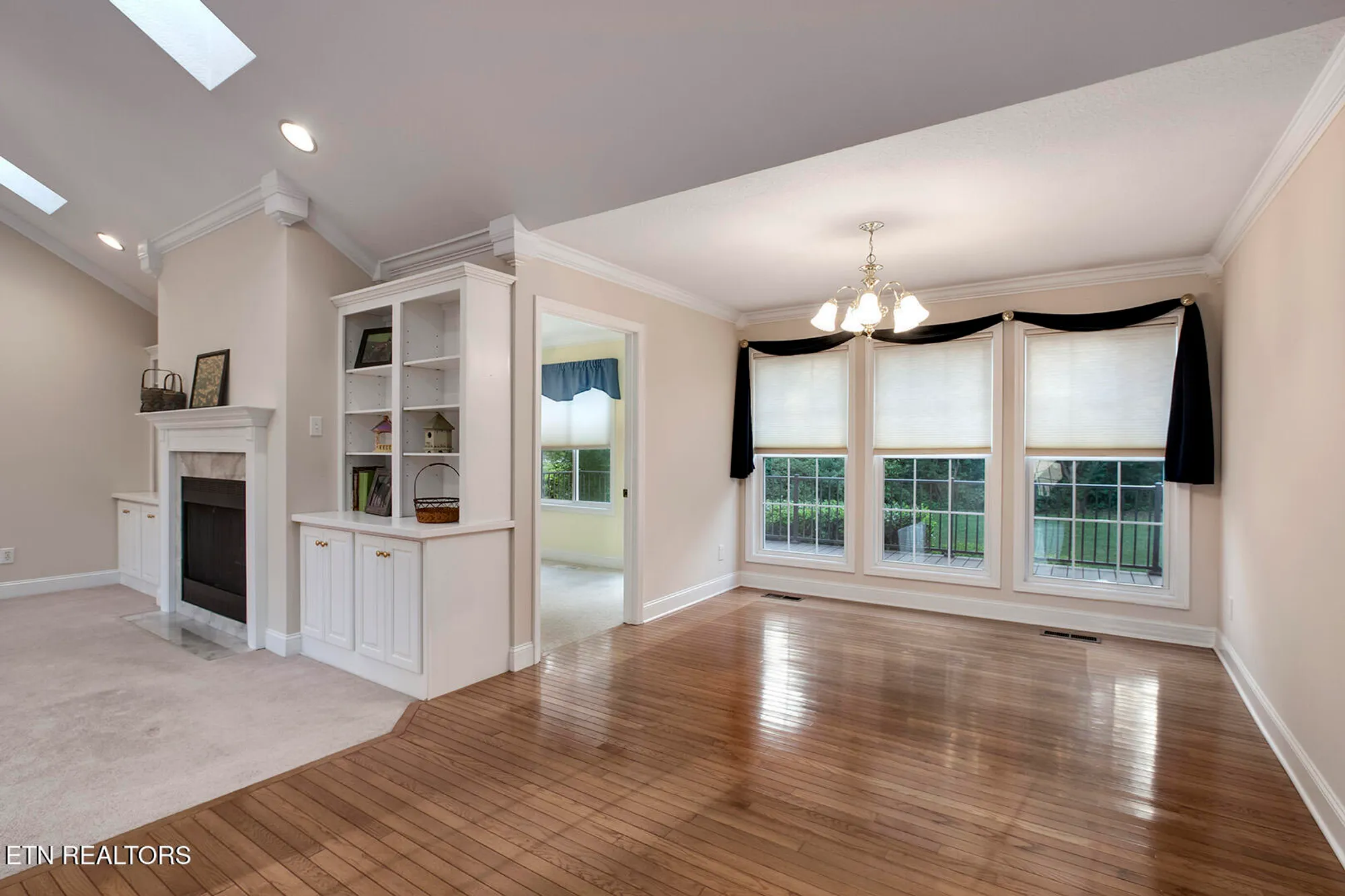 Property Slideshow image 13 of 61 | 309 saligugi ln, Loudon, TN, 37774