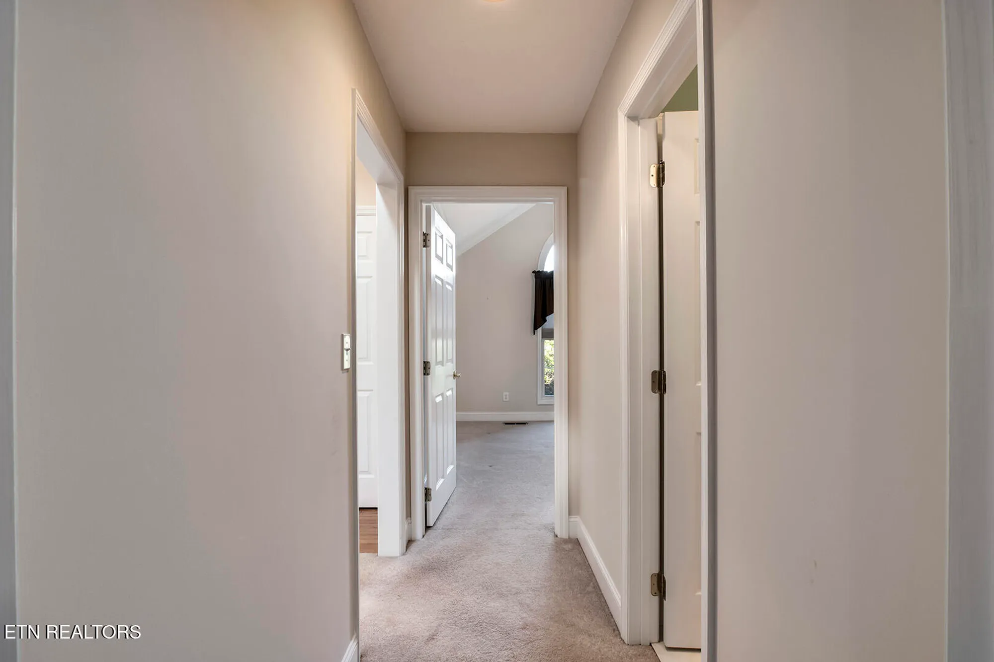 Property Slideshow image 41 of 61 | 309 saligugi ln, Loudon, TN, 37774