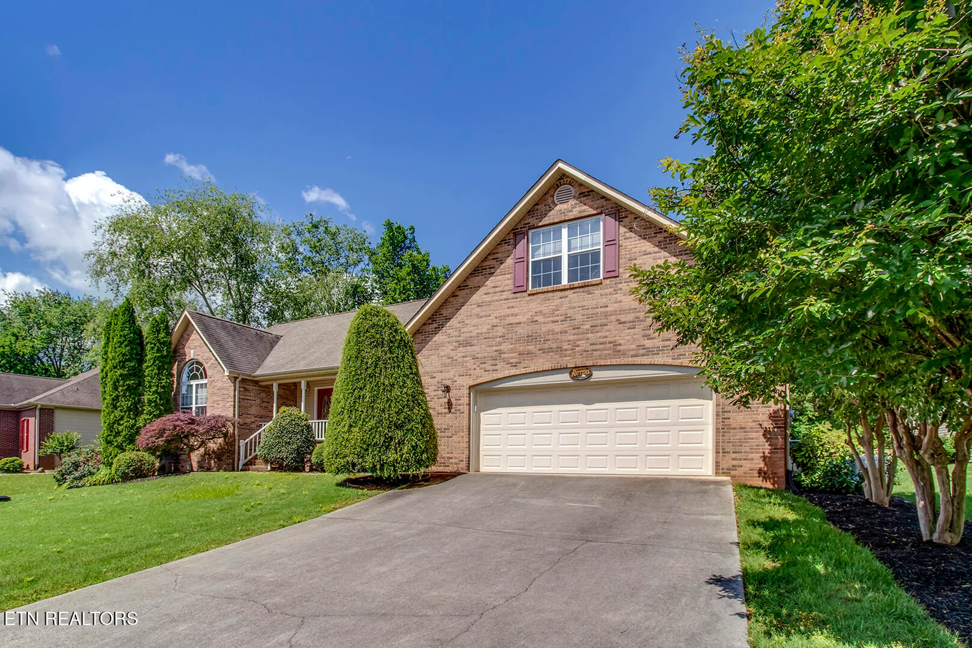 Property Slideshow image 51 of 61 | 309 saligugi ln, Loudon, TN, 37774