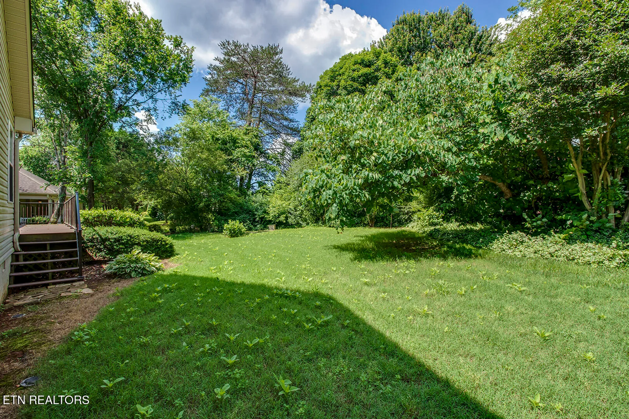 Property Slideshow image 53 of 61 | 309 saligugi ln, Loudon, TN, 37774