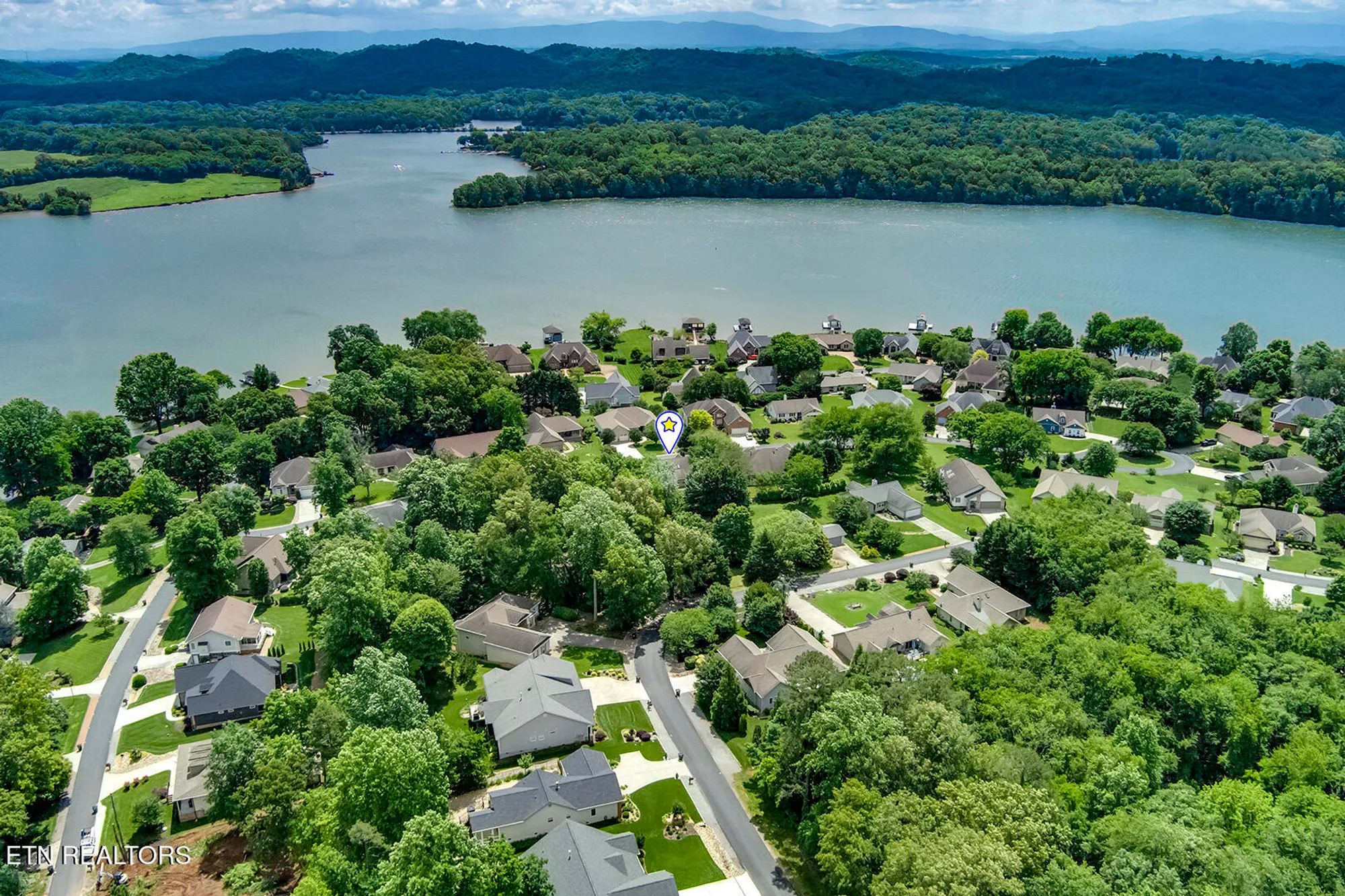 Property Slideshow image 57 of 61 | 309 saligugi ln, Loudon, TN, 37774