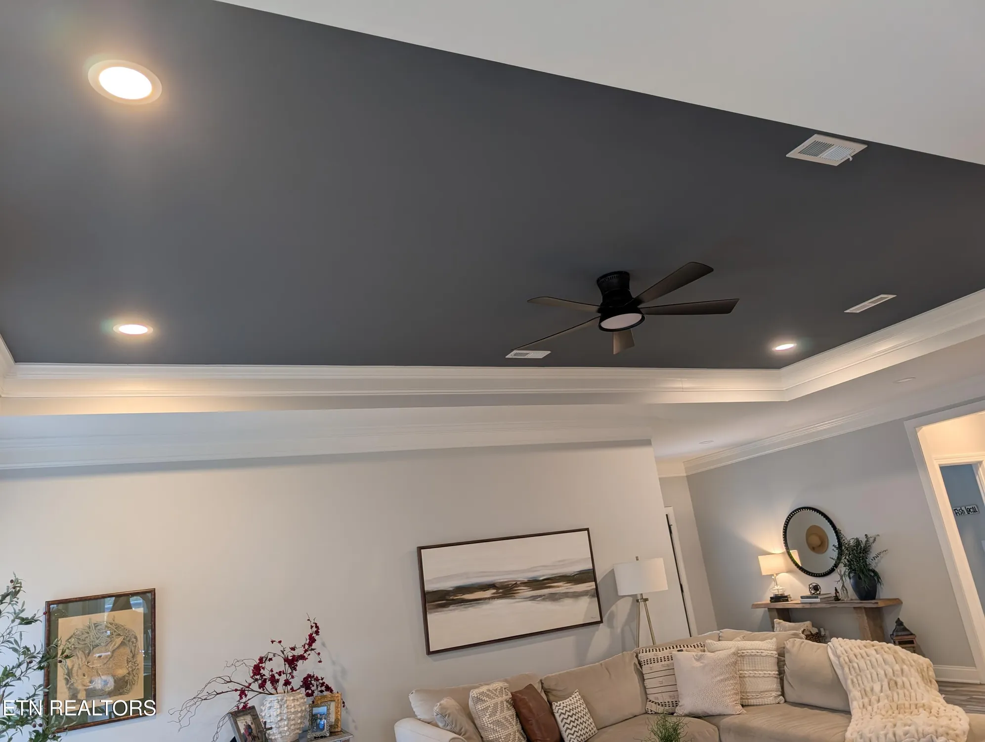 Property Slideshow image 13 of 36 | 140 elokwa way, Loudon, TN, 37774