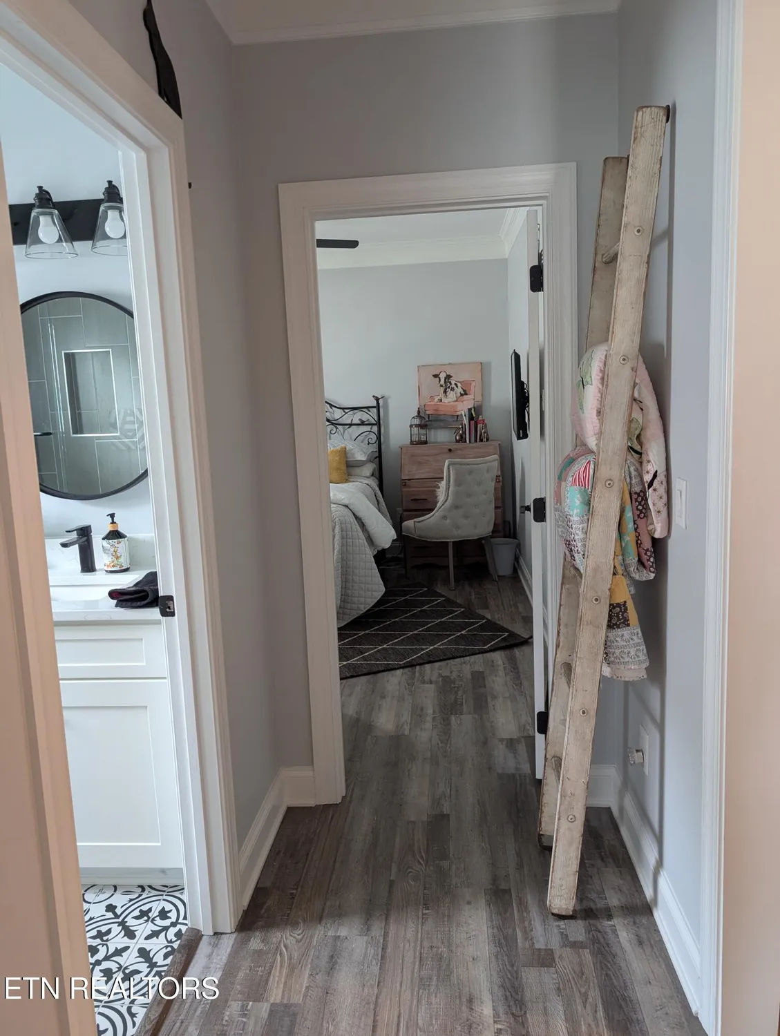 Property Slideshow image 9 of 36 | 140 elokwa way, Loudon, TN, 37774