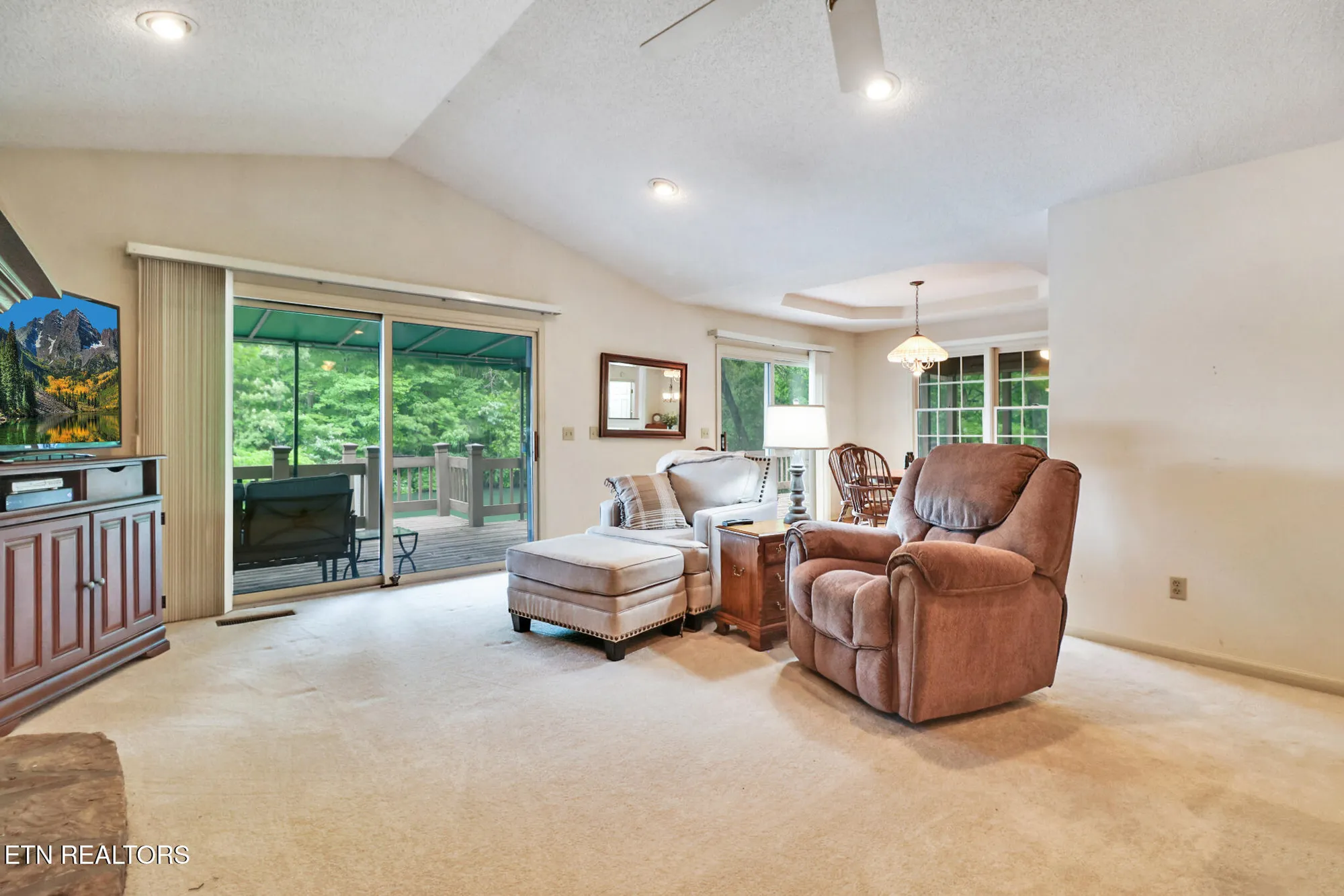 Property Slideshow image 14 of 58 | 45 calderwood cir, Crossville, TN, 38558