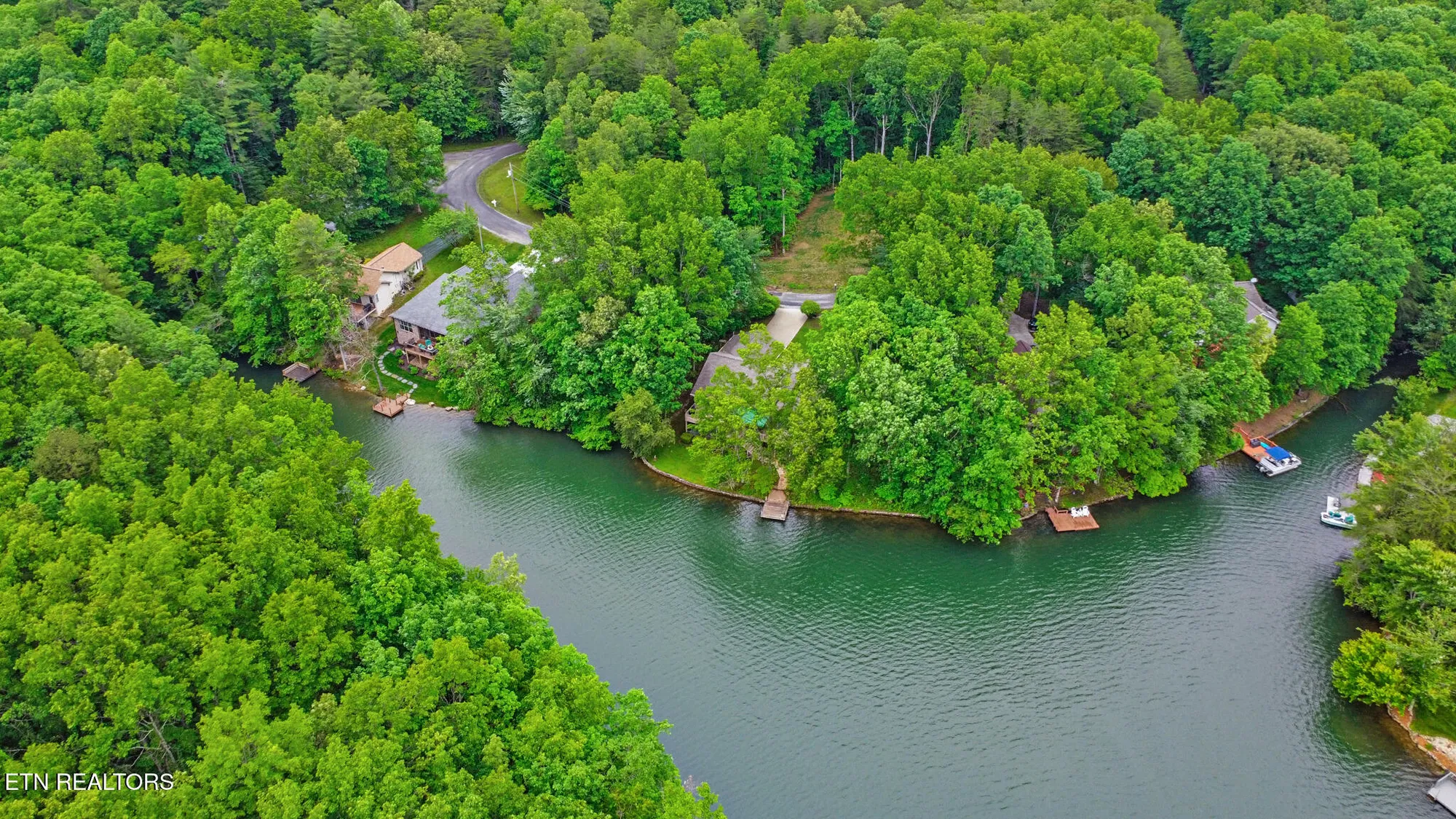 Property Slideshow image 51 of 58 | 45 calderwood cir, Crossville, TN, 38558