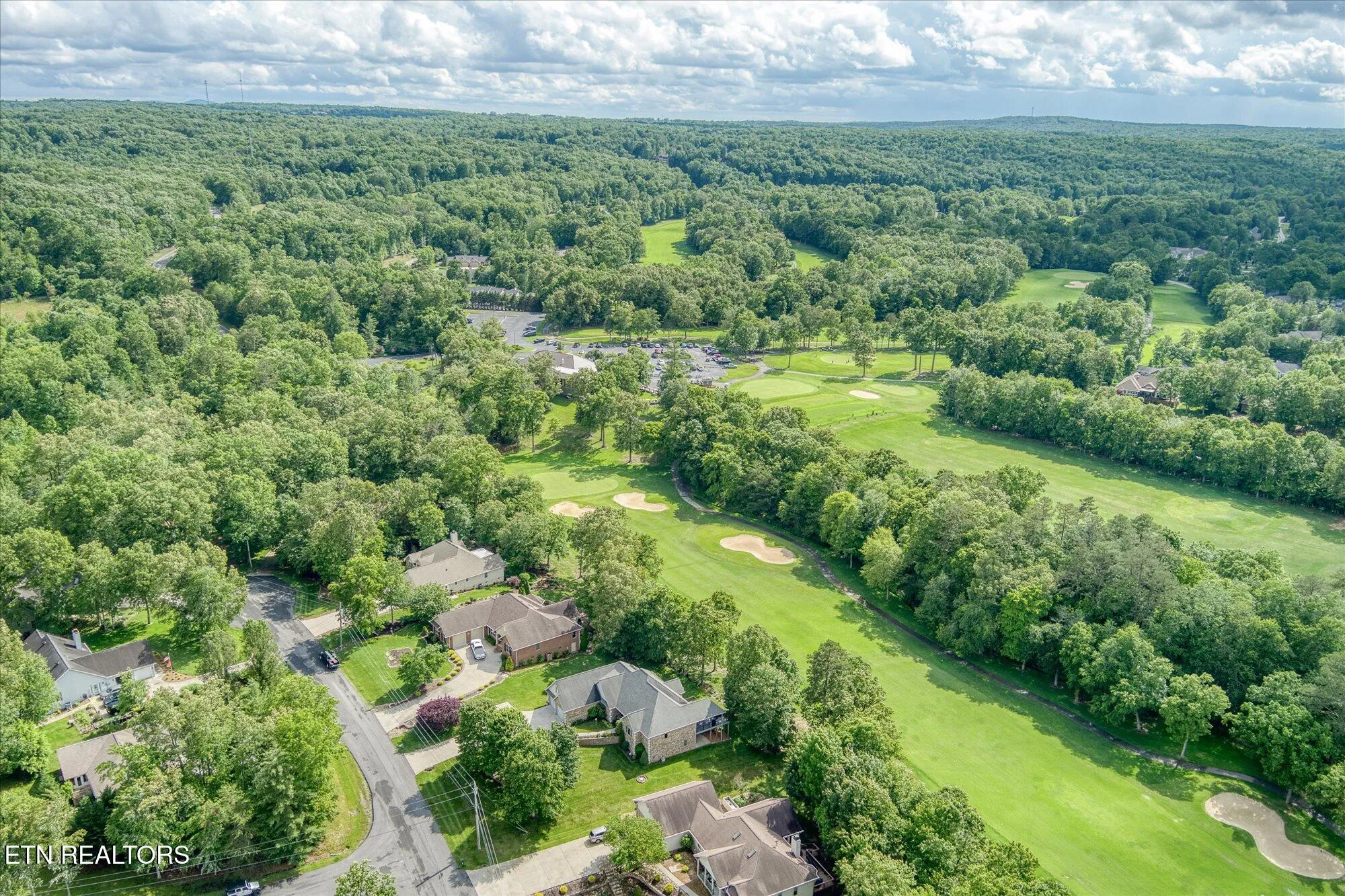 Property Slideshow image 24 of 63 | 36 thames ct, Crossville, TN, 38558