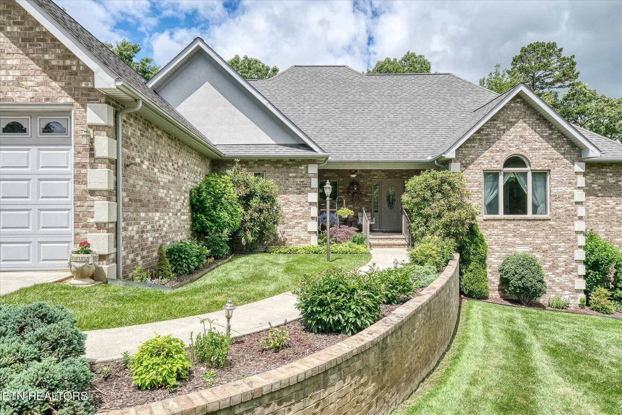 Property Slideshow image 9 of 63 | 36 thames ct, Crossville, TN, 38558