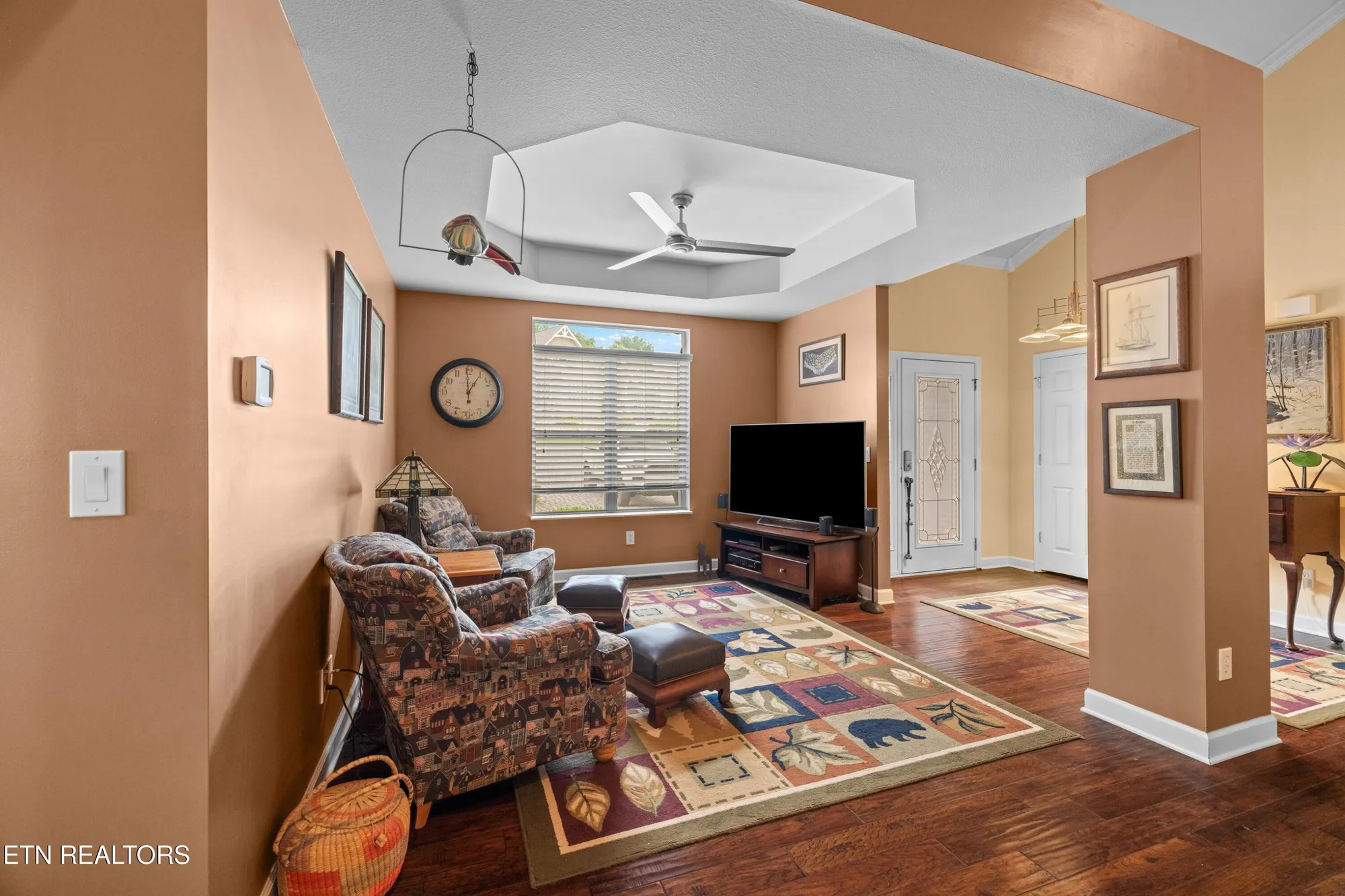 Property Slideshow image 8 of 45 | 117 tahlequah ln, Loudon, TN, 37774