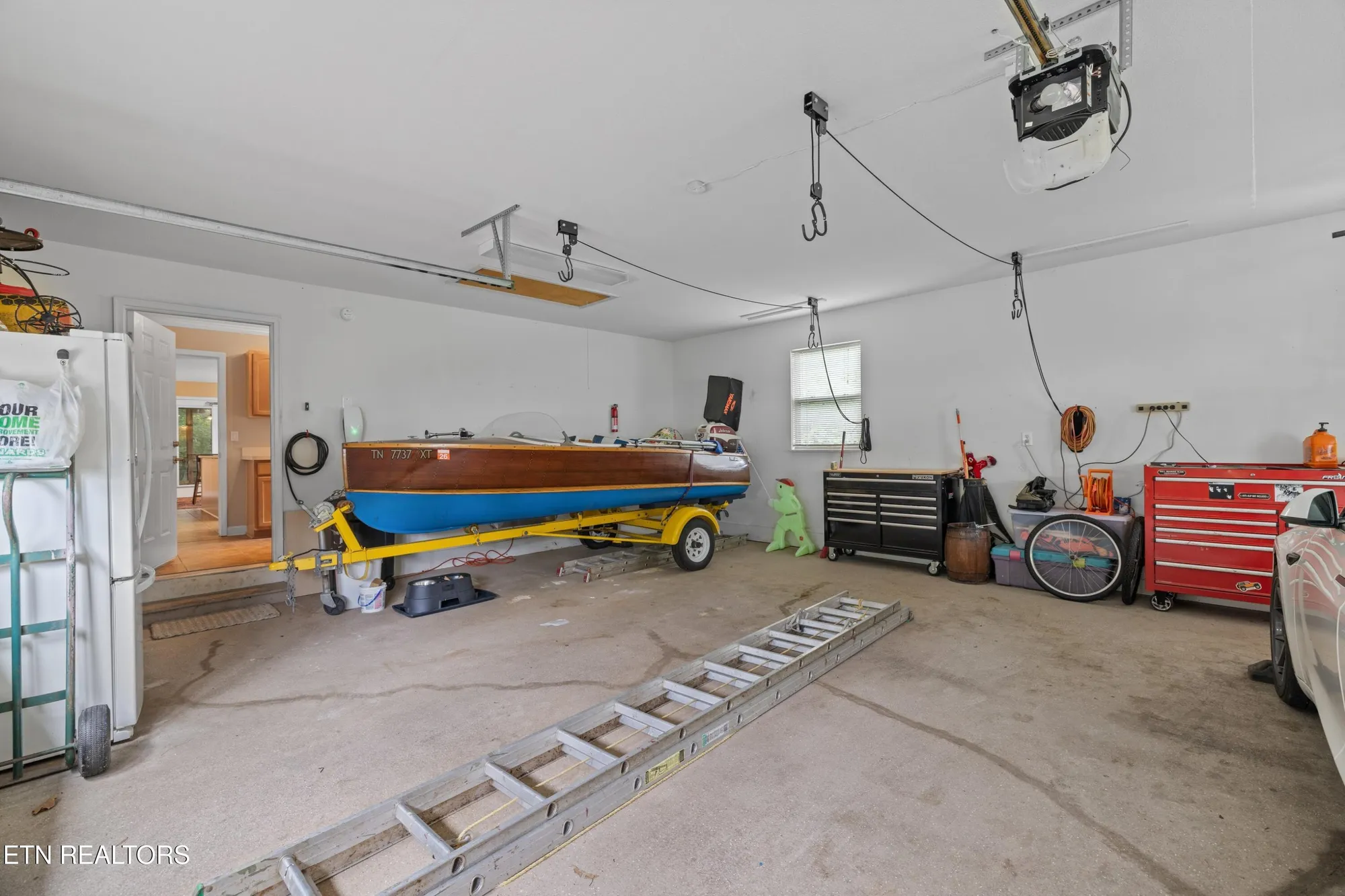 Property Slideshow image 39 of 45 | 117 tahlequah ln, Loudon, TN, 37774