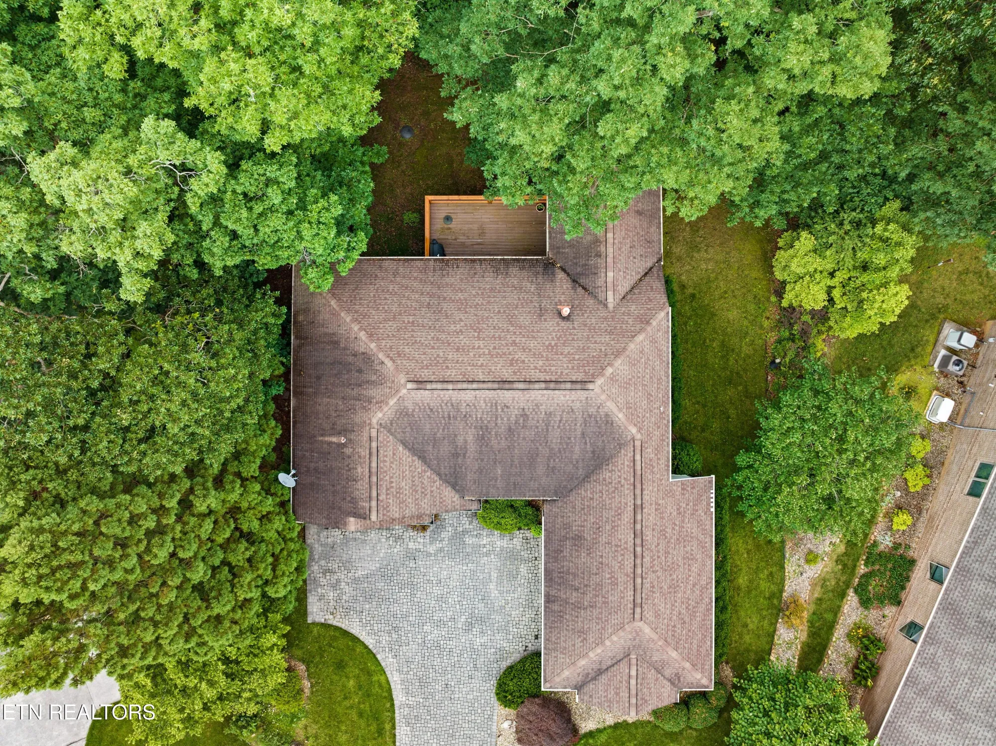 Property Slideshow image 43 of 45 | 117 tahlequah ln, Loudon, TN, 37774