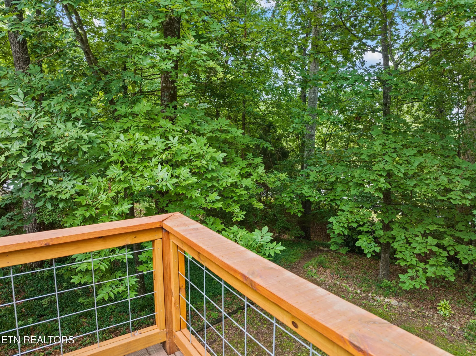 Property Slideshow image 37 of 45 | 117 tahlequah ln, Loudon, TN, 37774