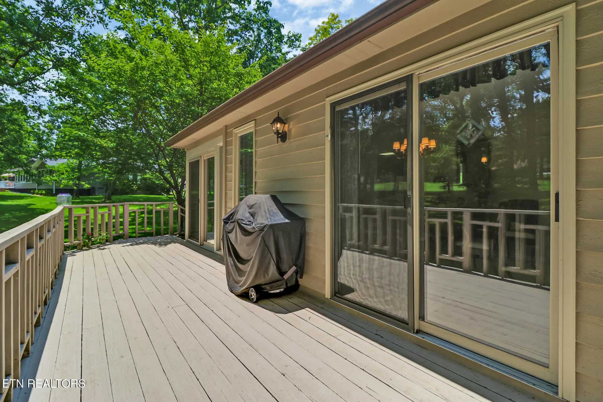 Property Slideshow image 21 of 43 | 131 snead dr, Crossville, TN, 38558