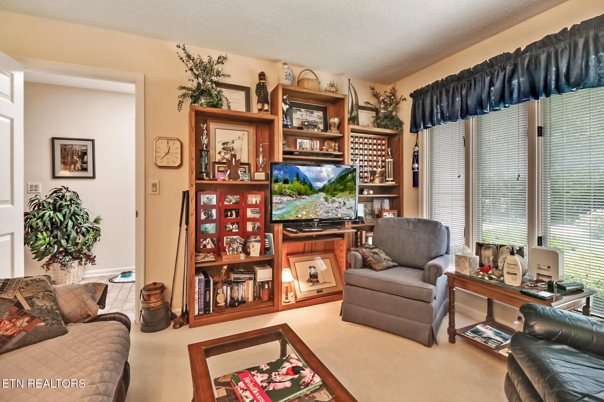 Property Slideshow image 10 of 43 | 131 snead dr, Crossville, TN, 38558