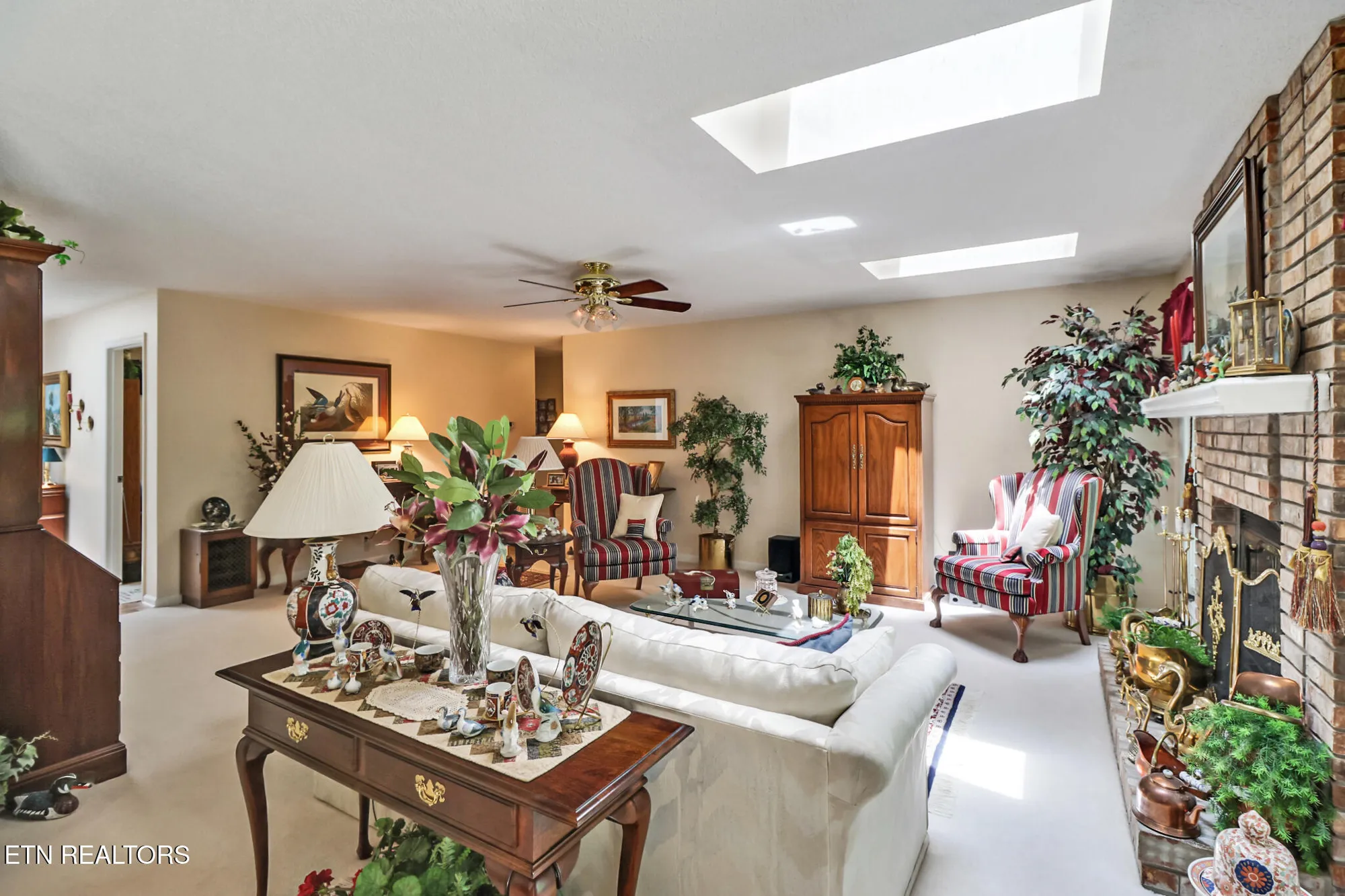 Property Slideshow image 14 of 43 | 131 snead dr, Crossville, TN, 38558
