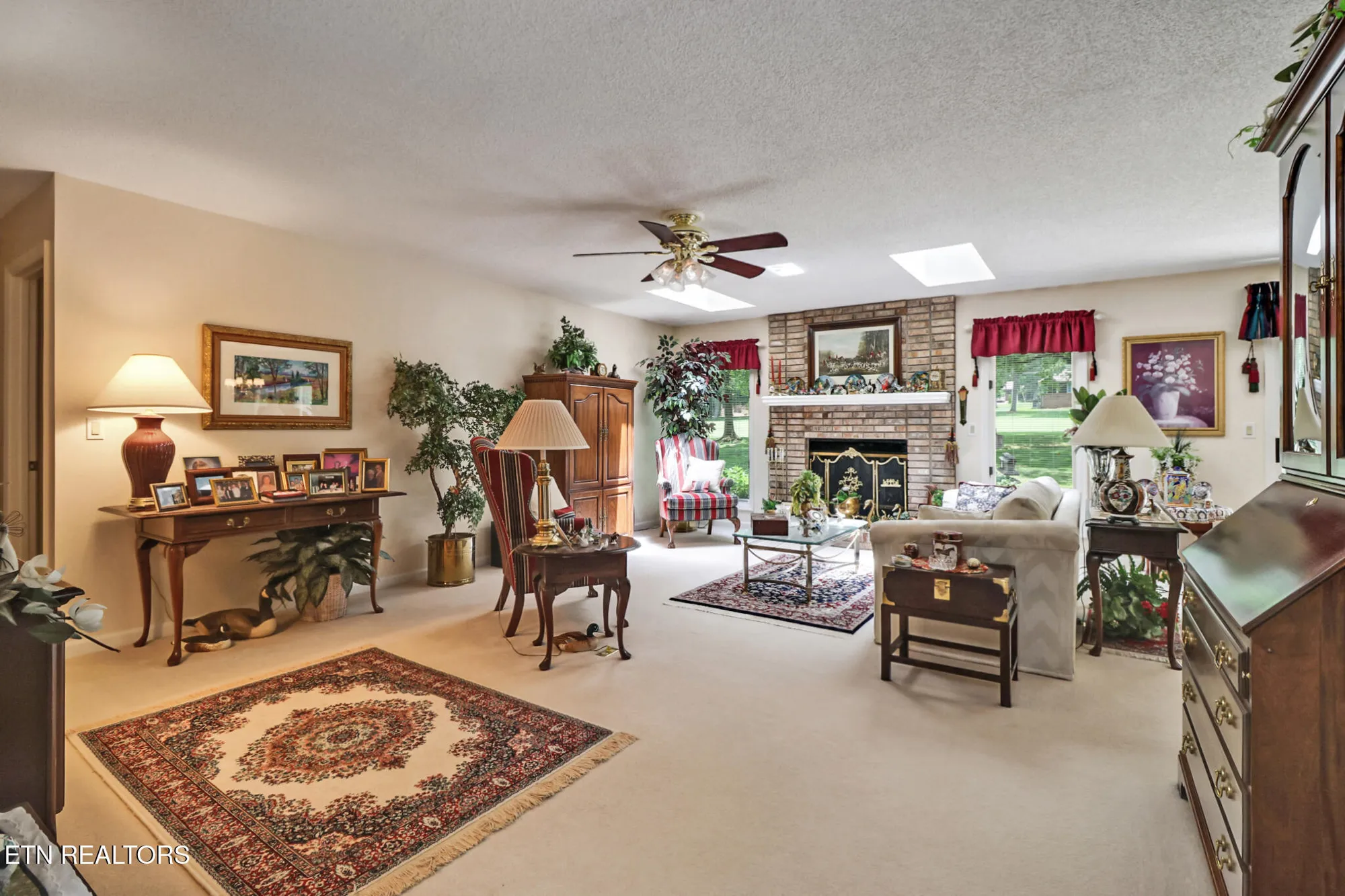 Property Slideshow image 11 of 43 | 131 snead dr, Crossville, TN, 38558