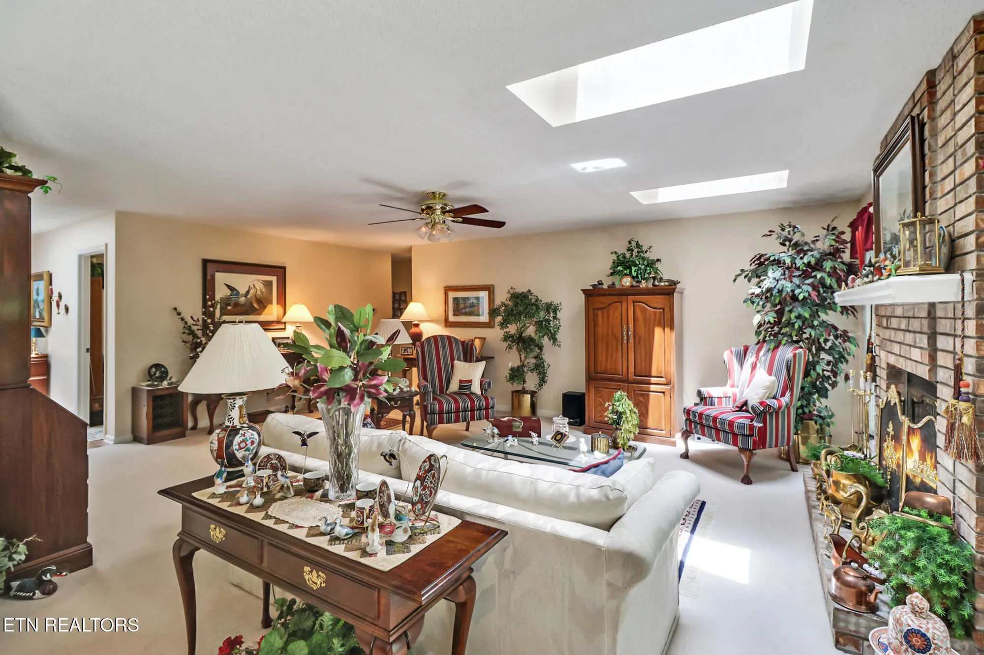 Property Slideshow image 15 of 43 | 131 snead dr, Crossville, TN, 38558