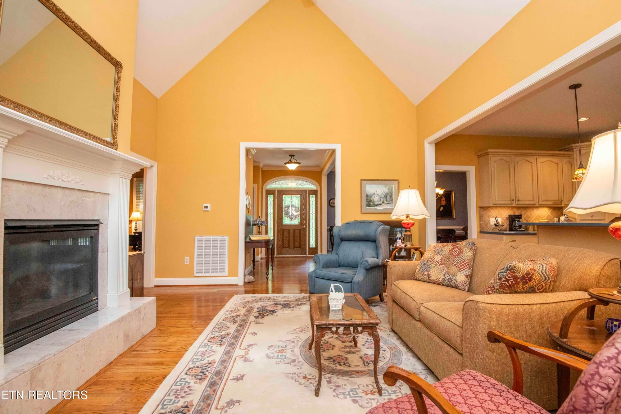 Property Slideshow image 6 of 45 | 308 tahlequah dr, Loudon, TN, 37774