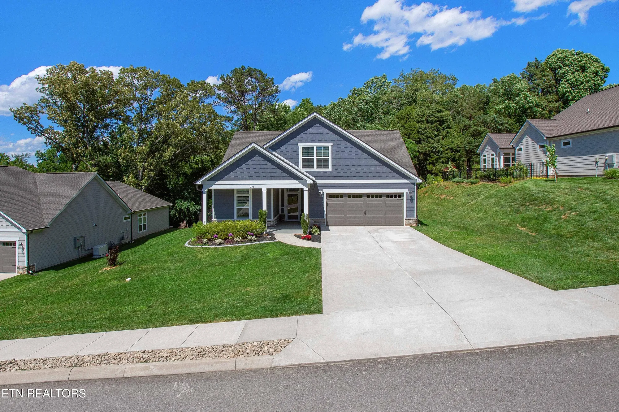 Property Slideshow image 11 of 47 | 225 cedar branch trl, Lenoir City, TN, 37772