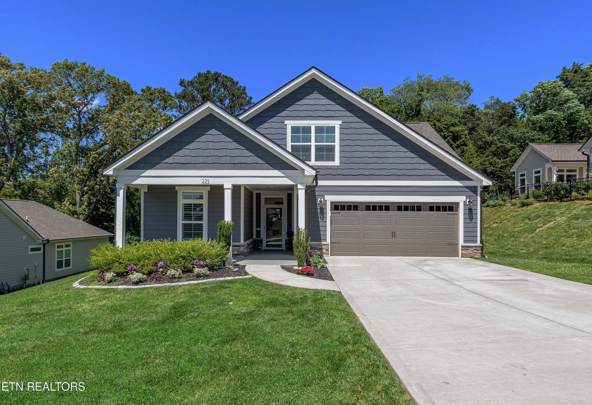 Property Slideshow image 13 of 47 | 225 cedar branch trl, Lenoir City, TN, 37772