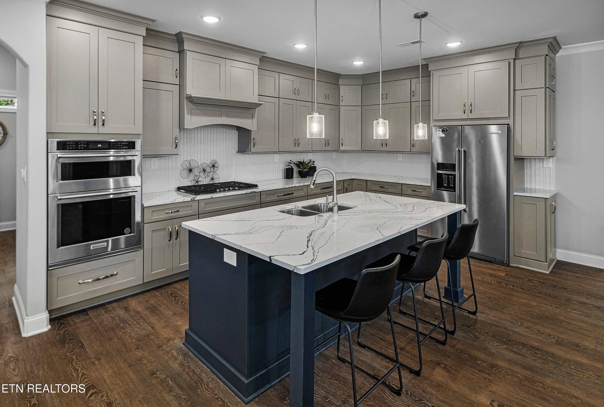 Property Slideshow image 4 of 47 | 225 cedar branch trl, Lenoir City, TN, 37772