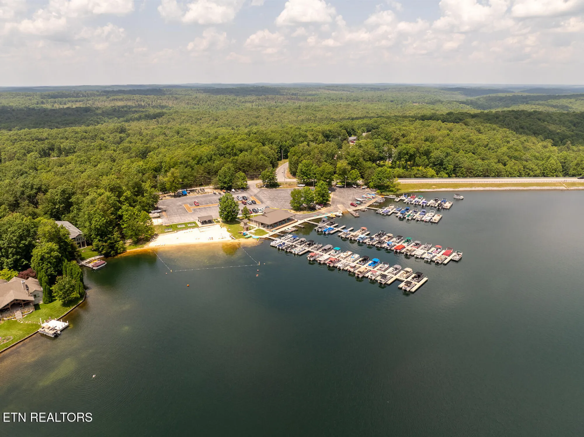 Property Slideshow image 9 of 39 | 20 brixton ln, Crossville, TN, 38558