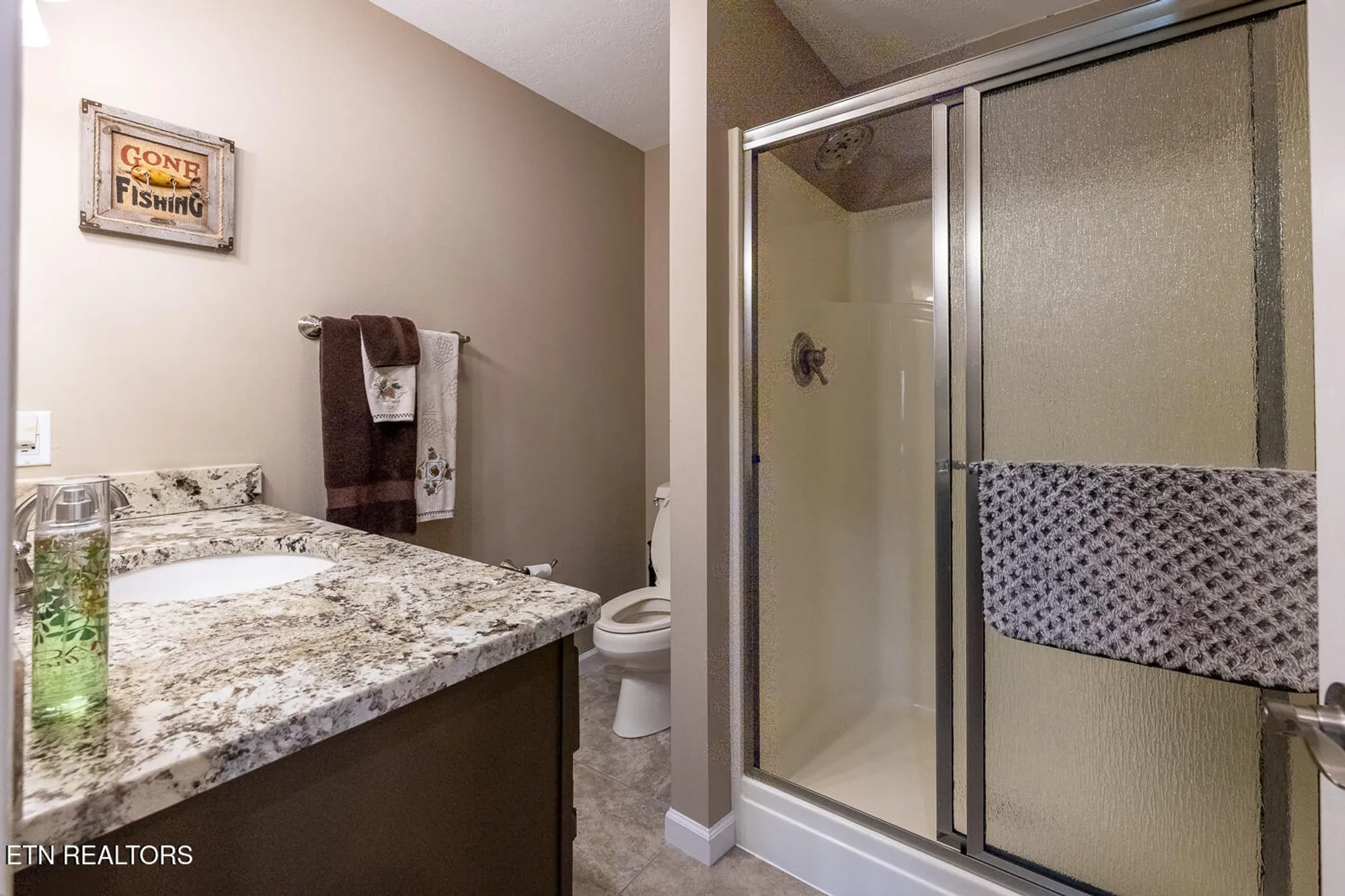 Property Slideshow image 25 of 39 | 20 brixton ln, Crossville, TN, 38558