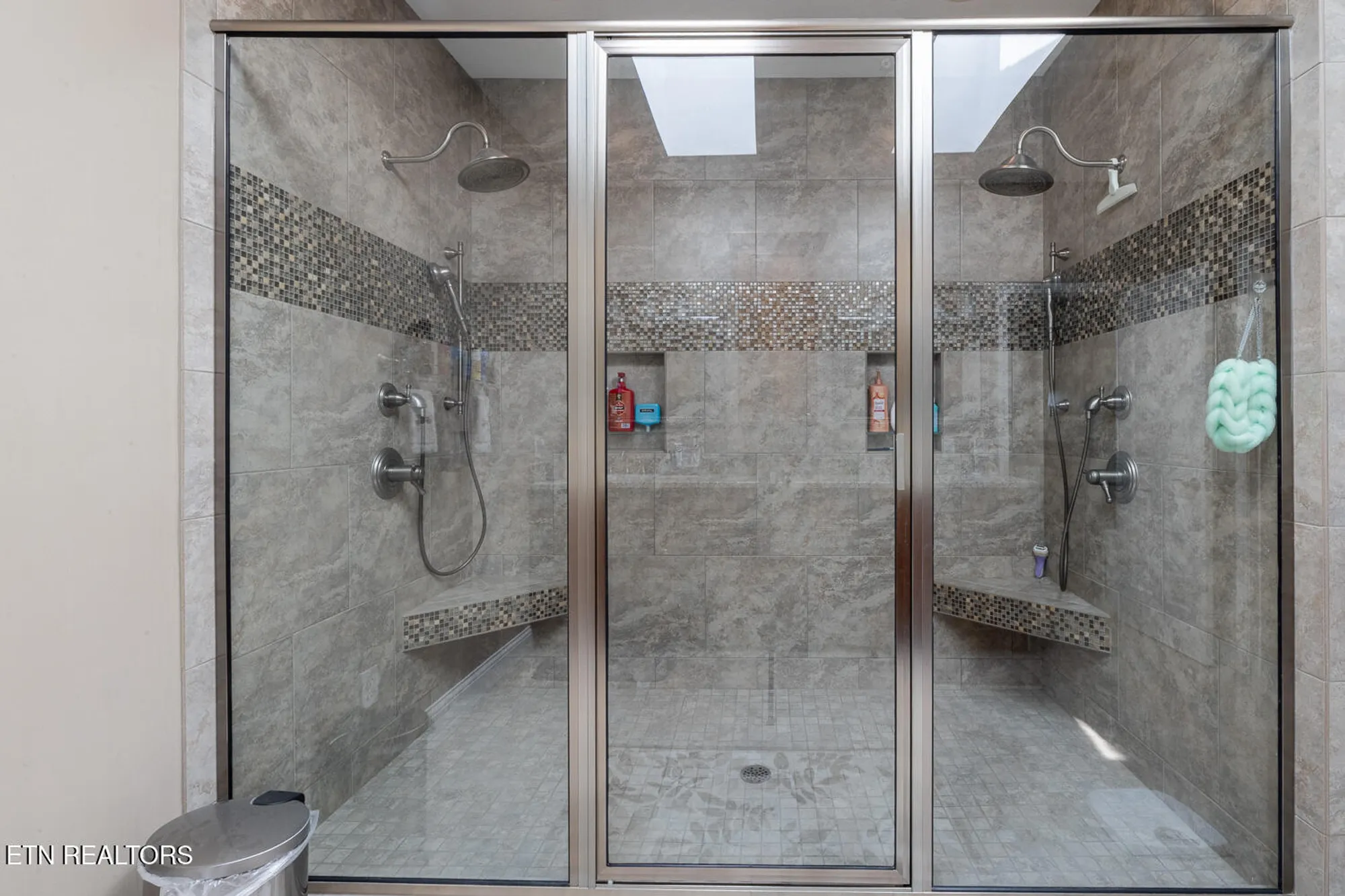Property Slideshow image 29 of 39 | 20 brixton ln, Crossville, TN, 38558