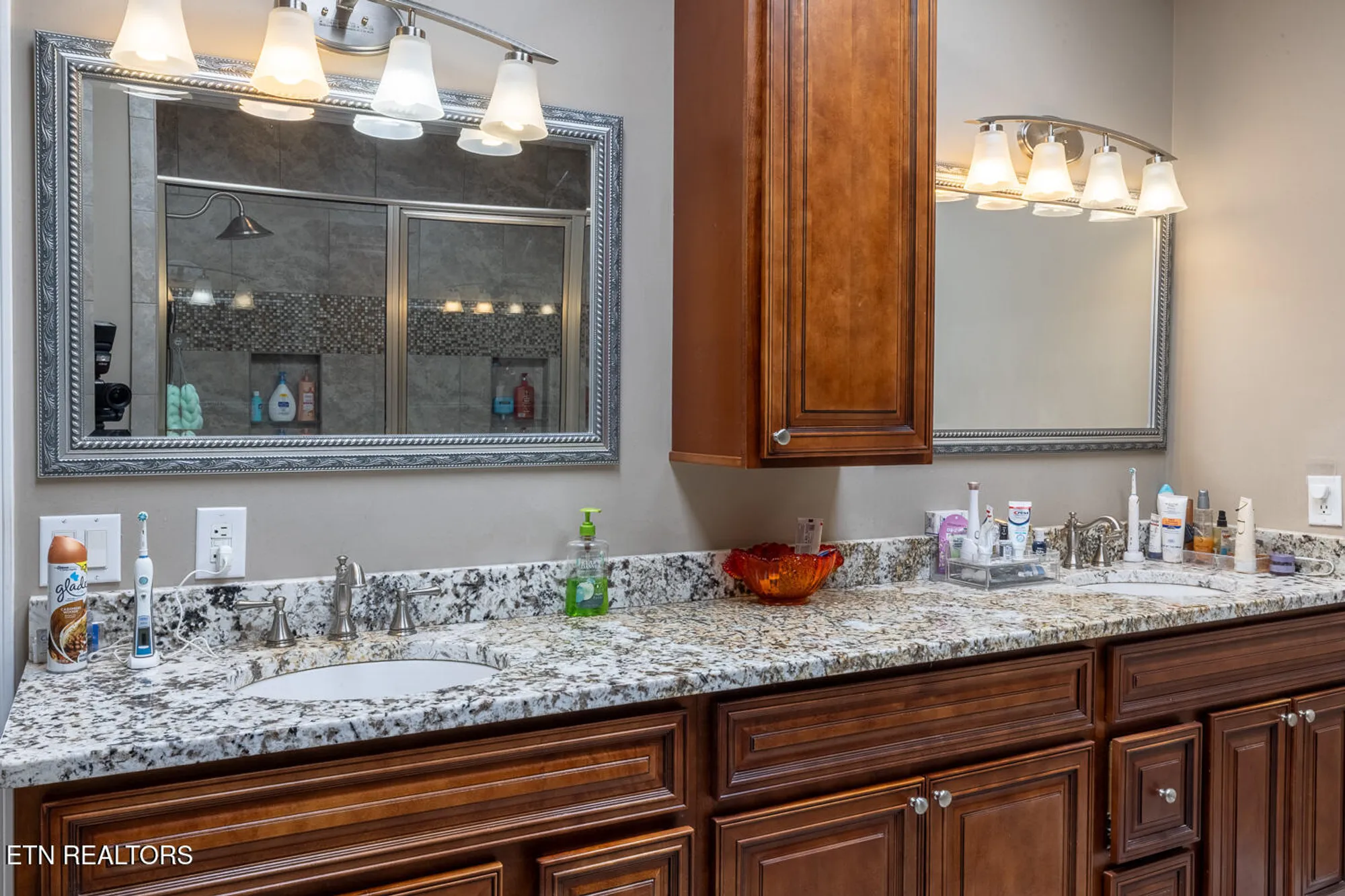 Property Slideshow image 24 of 39 | 20 brixton ln, Crossville, TN, 38558