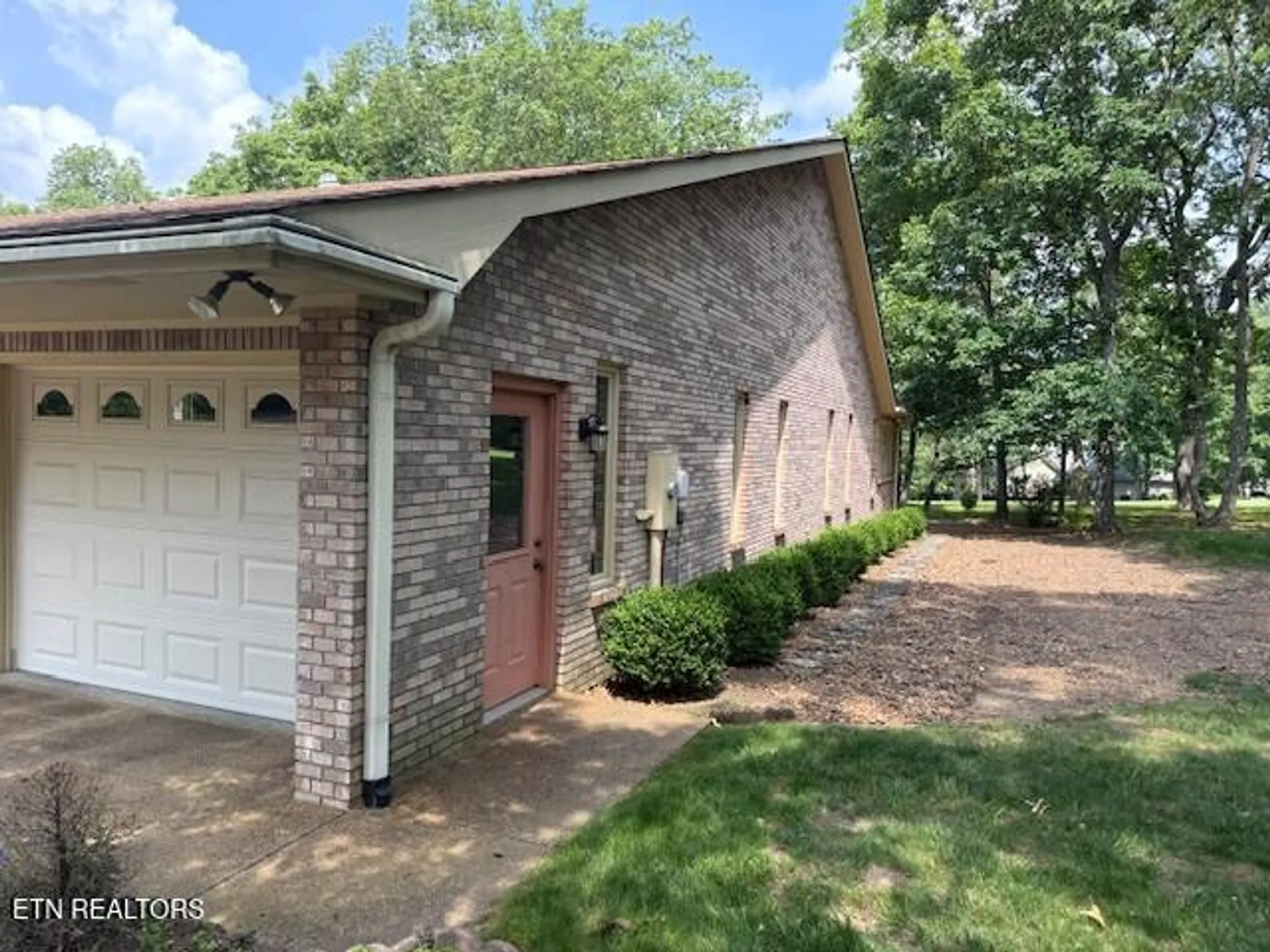 Property Slideshow image 36 of 37 | 144 greenwood rd, Crossville, TN, 38558