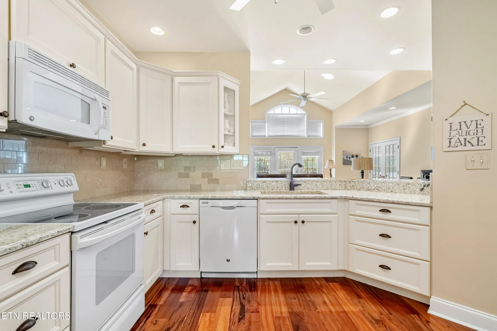 Property Slideshow image 12 of 37 | 460 morning dove dr, Vonore, TN, 37885