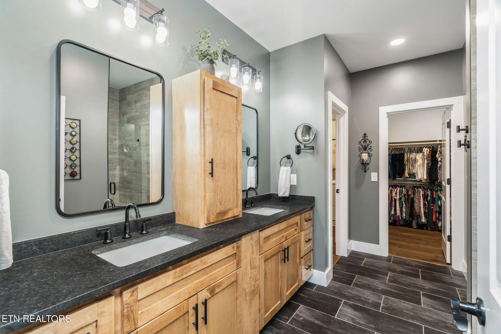 Property Slideshow image 34 of 60 | 285 odali trce, Loudon, TN, 37774