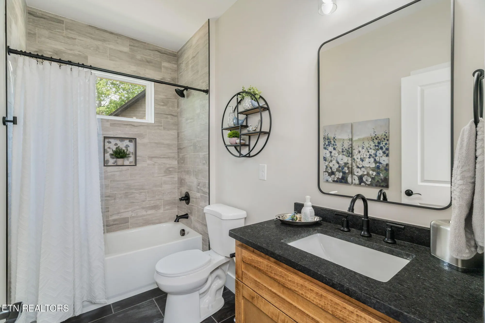 Property Slideshow image 44 of 60 | 285 odali trce, Loudon, TN, 37774