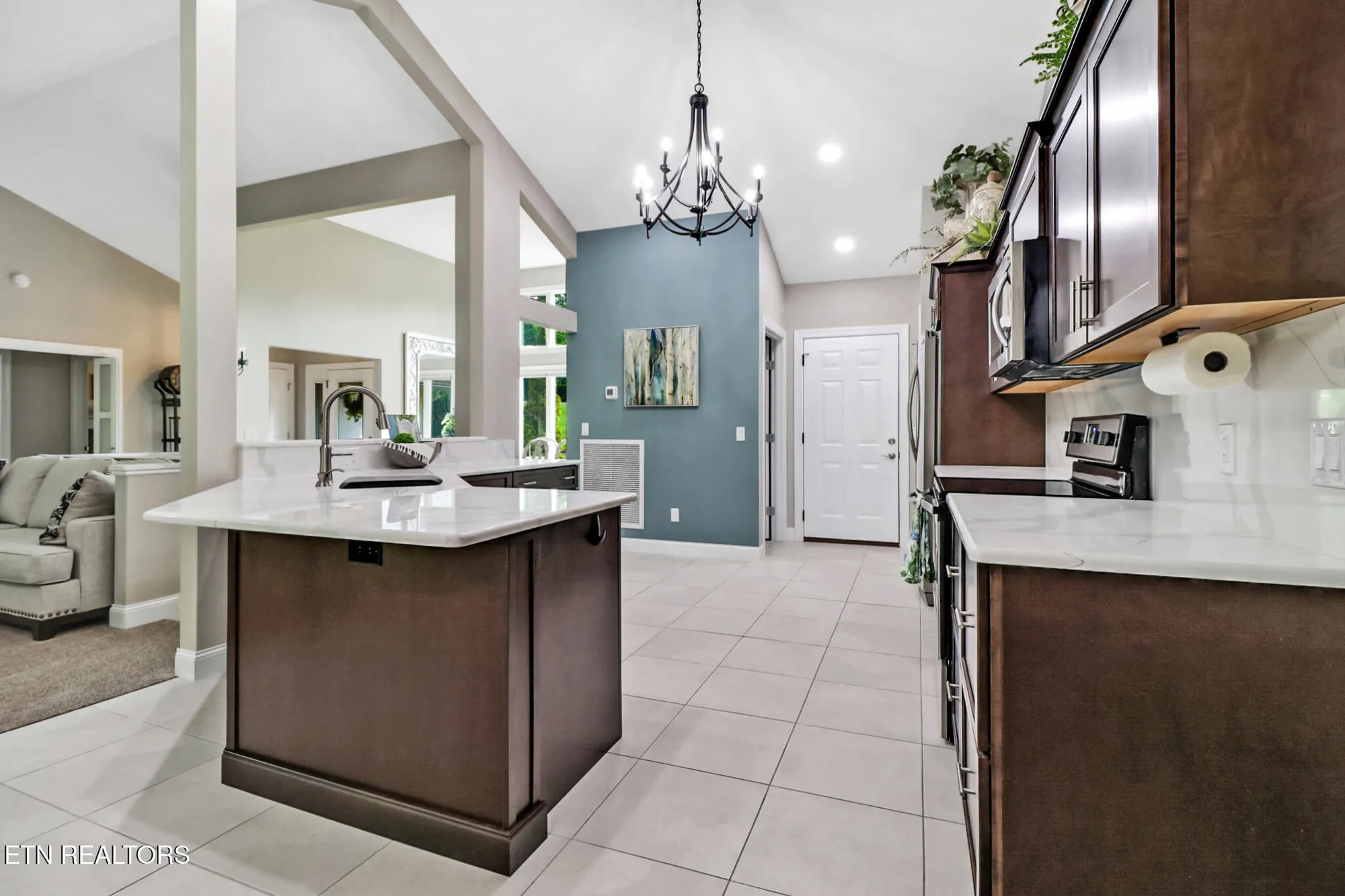 Property Slideshow image 13 of 54 | 40 kingsley ct, Crossville, TN, 38558