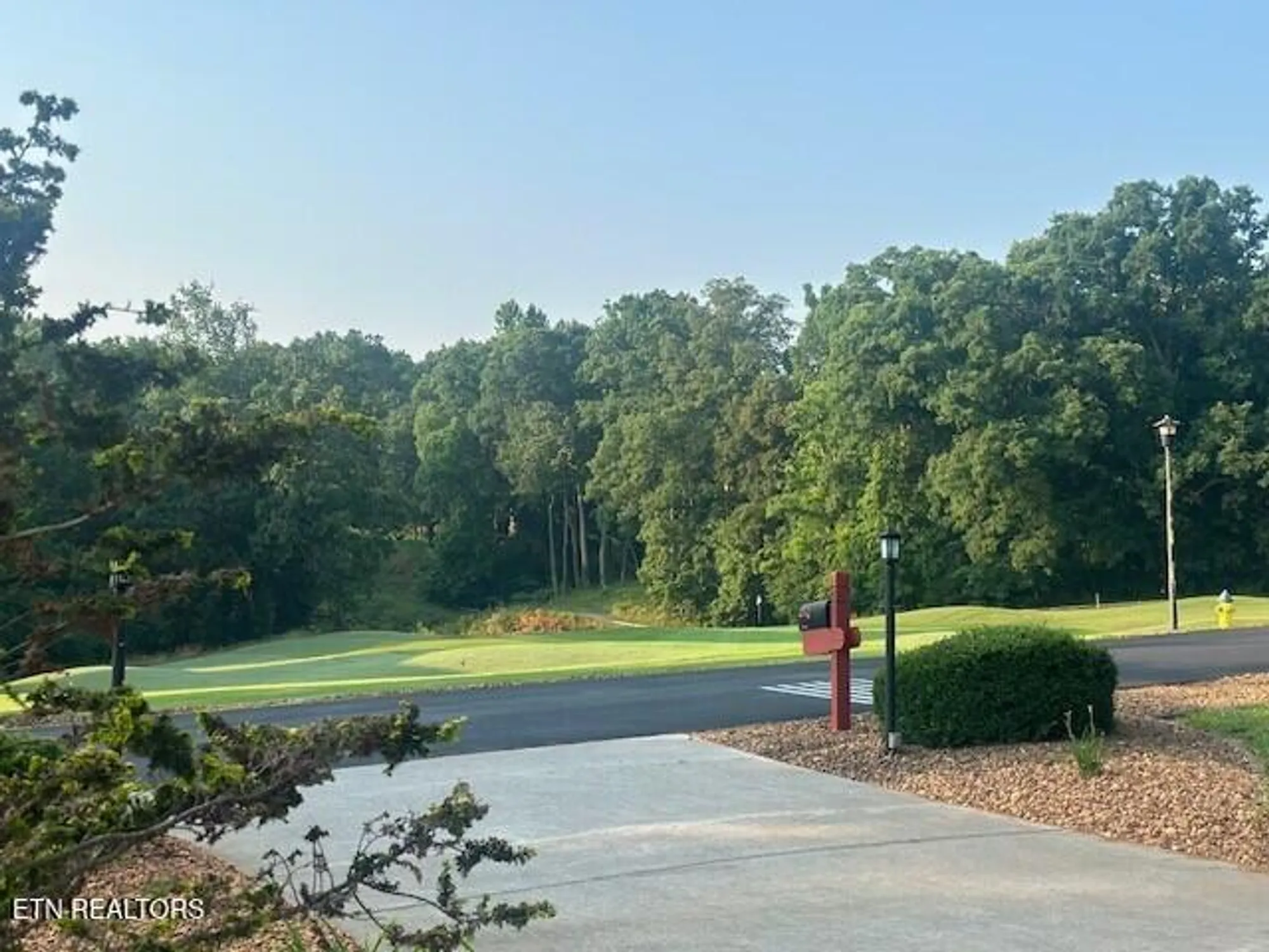 Property Slideshow image 26 of 28 | 140 chuniloti way, Loudon, TN, 37774