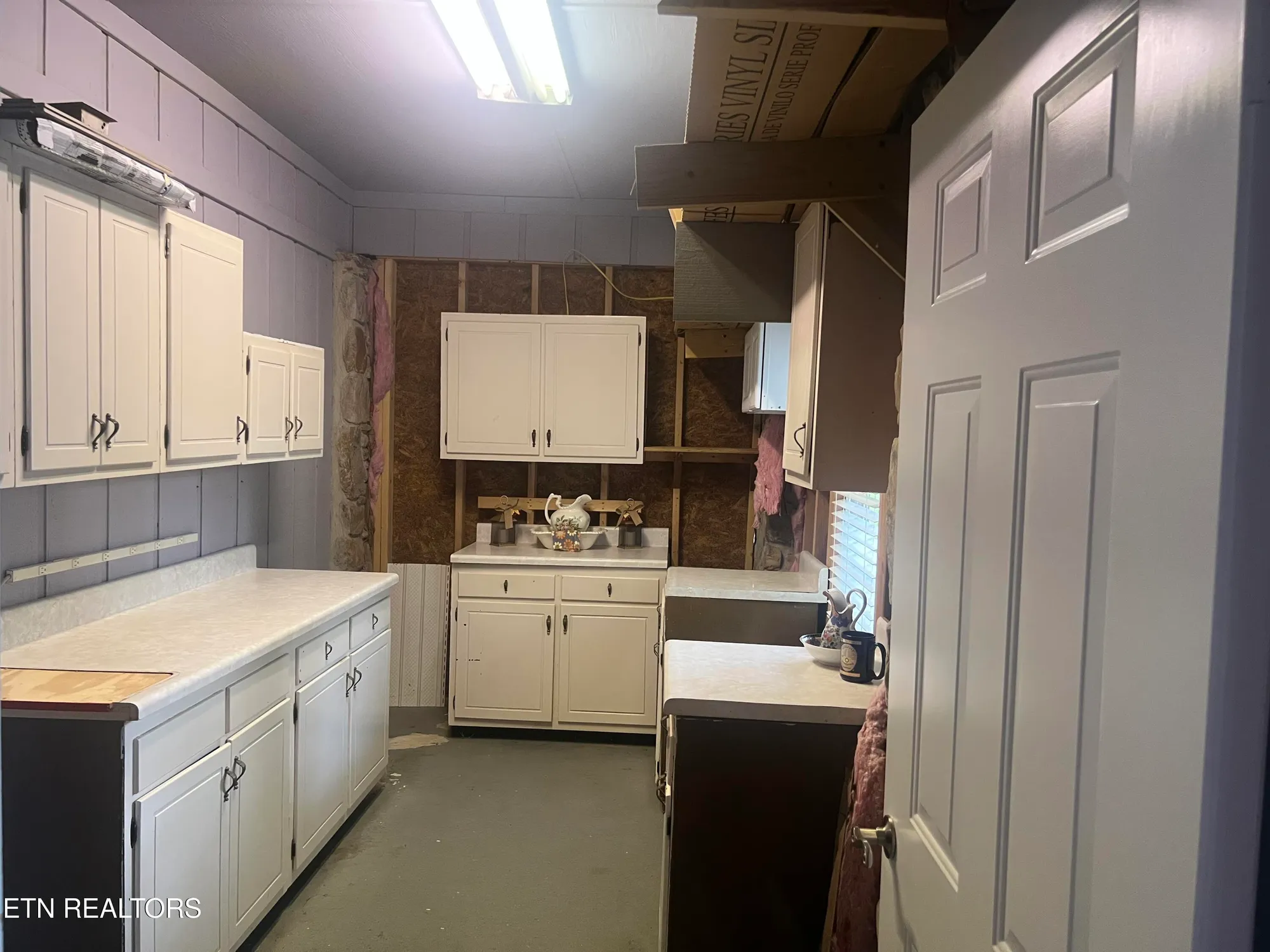 Property Slideshow image 51 of 60 | 137 lakeshire dr, Crossville, TN, 38558