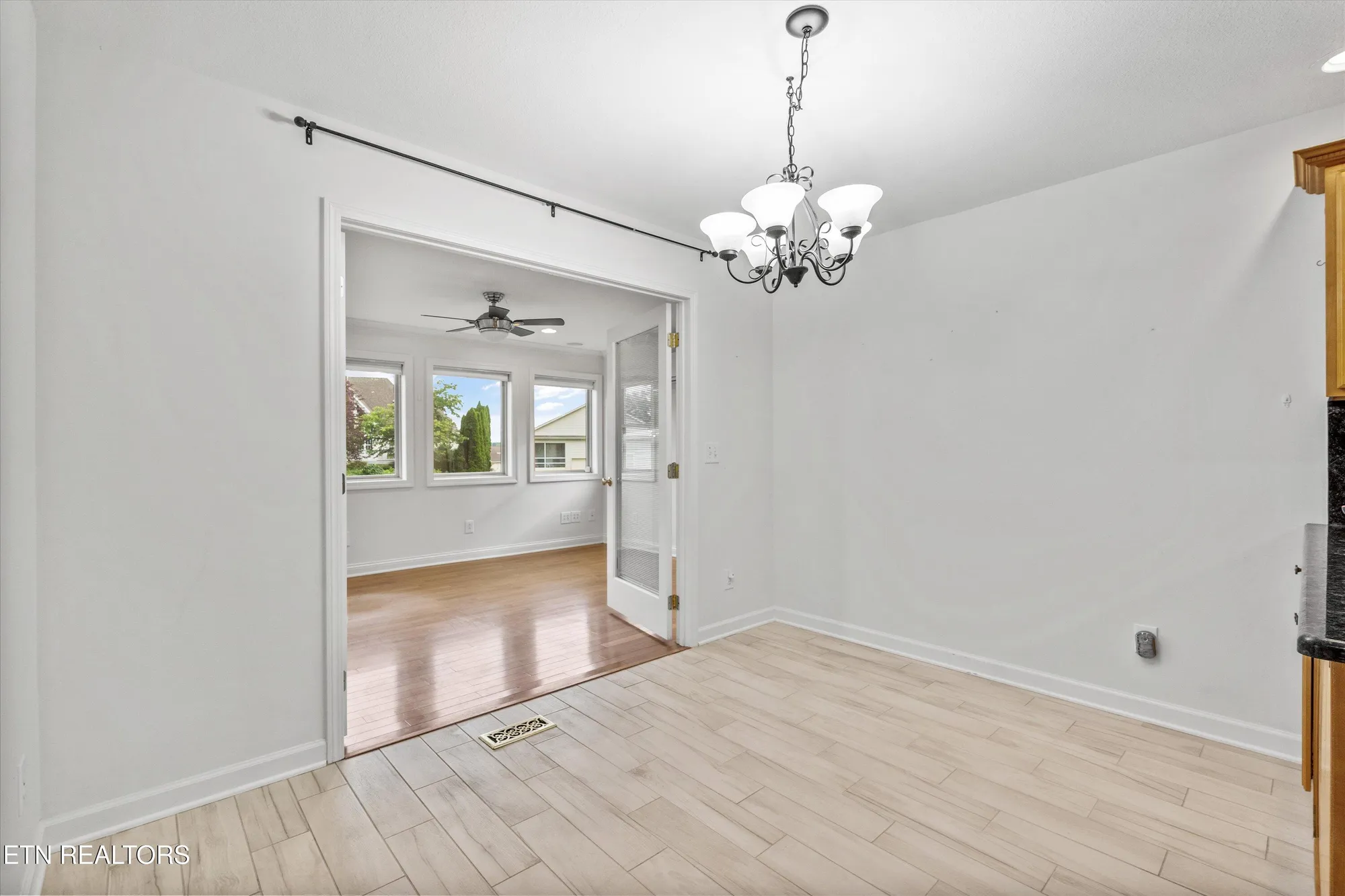 Property Slideshow image 16 of 28 | 140 chuniloti way, Loudon, TN, 37774