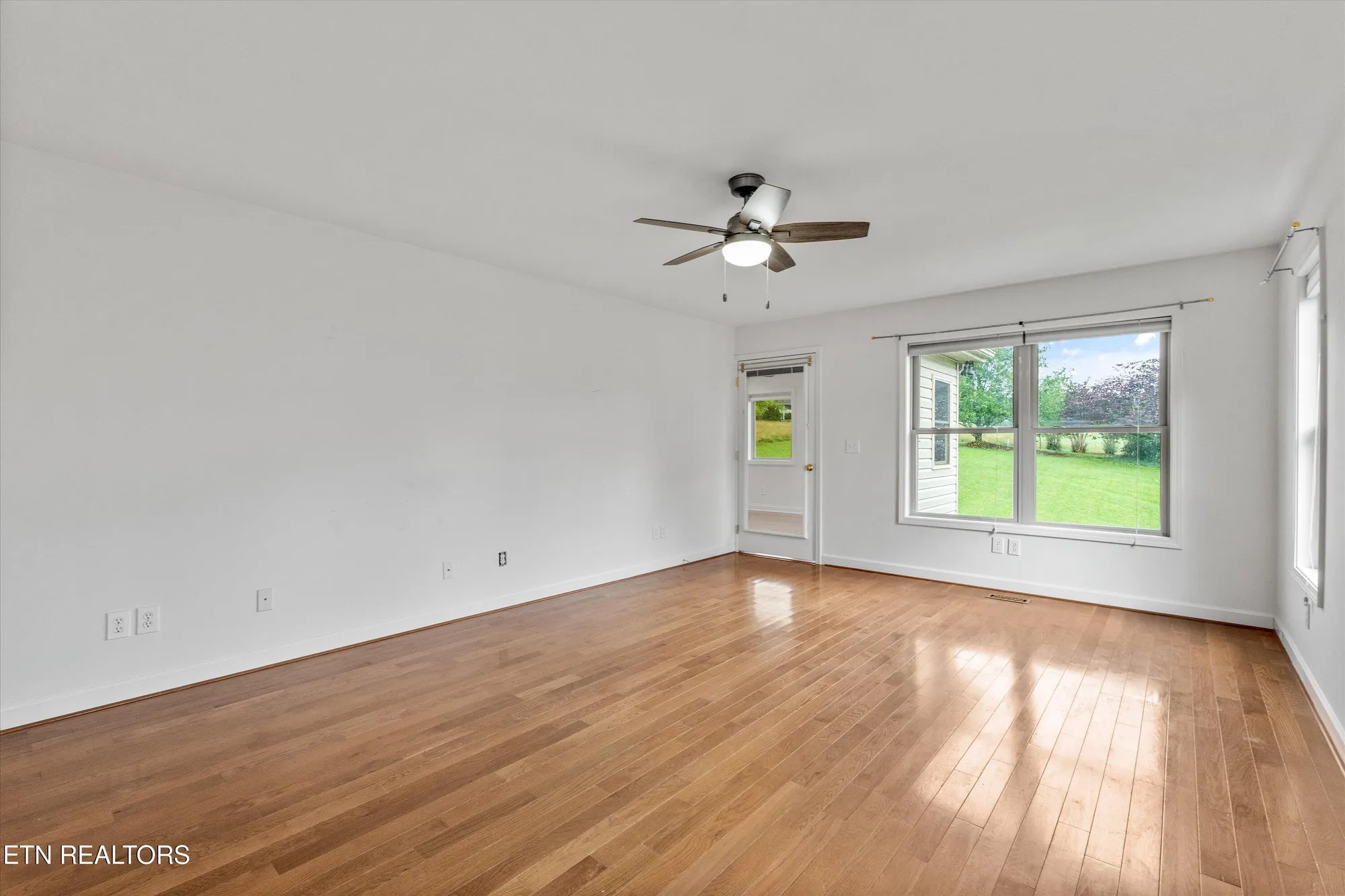 Property Slideshow image 22 of 28 | 140 chuniloti way, Loudon, TN, 37774