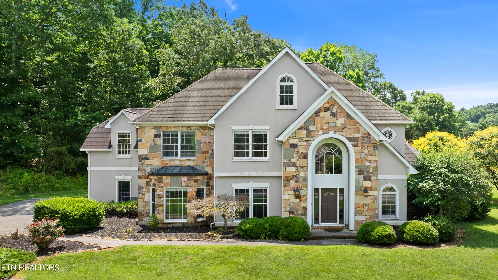 Property Slideshow image 1 of 57 | 612 sandpiper dr, Vonore, TN, 37885