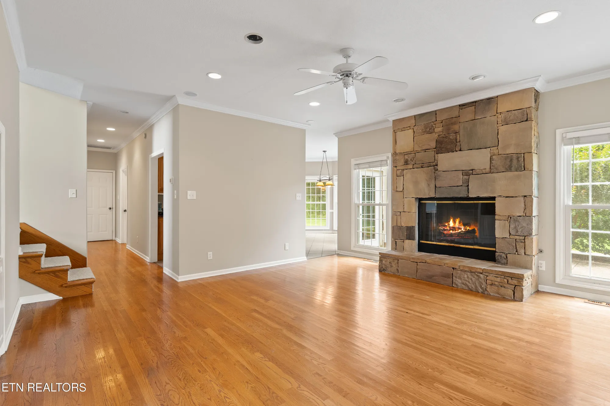 Property Slideshow image 8 of 57 | 612 sandpiper dr, Vonore, TN, 37885