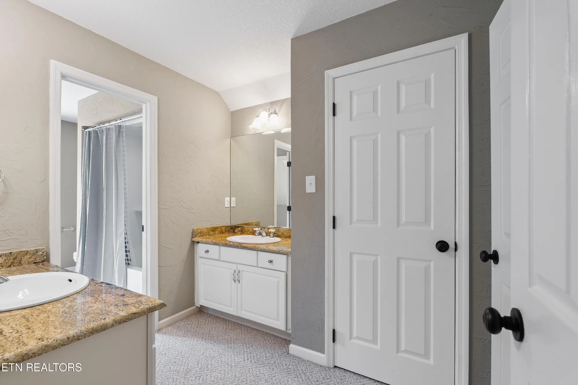 Property Slideshow image 36 of 57 | 612 sandpiper dr, Vonore, TN, 37885