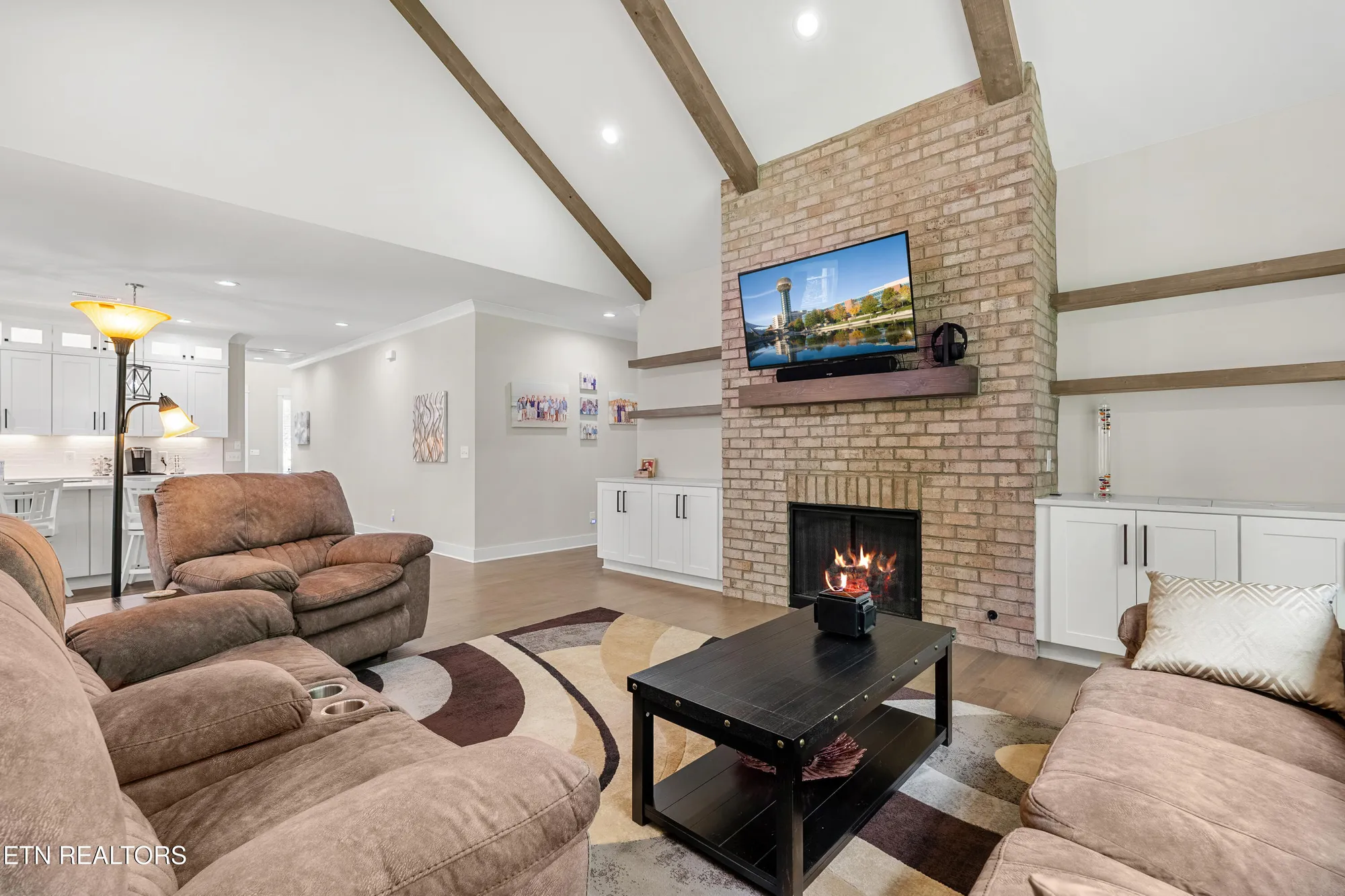 Property Slideshow image 21 of 39 | 119 yona way, Loudon, TN, 37774