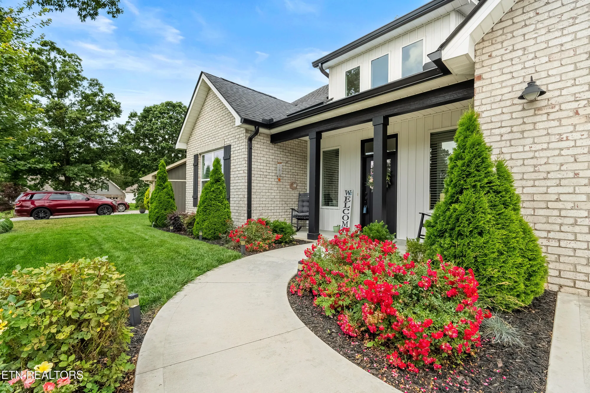 Property Slideshow image 4 of 39 | 119 yona way, Loudon, TN, 37774