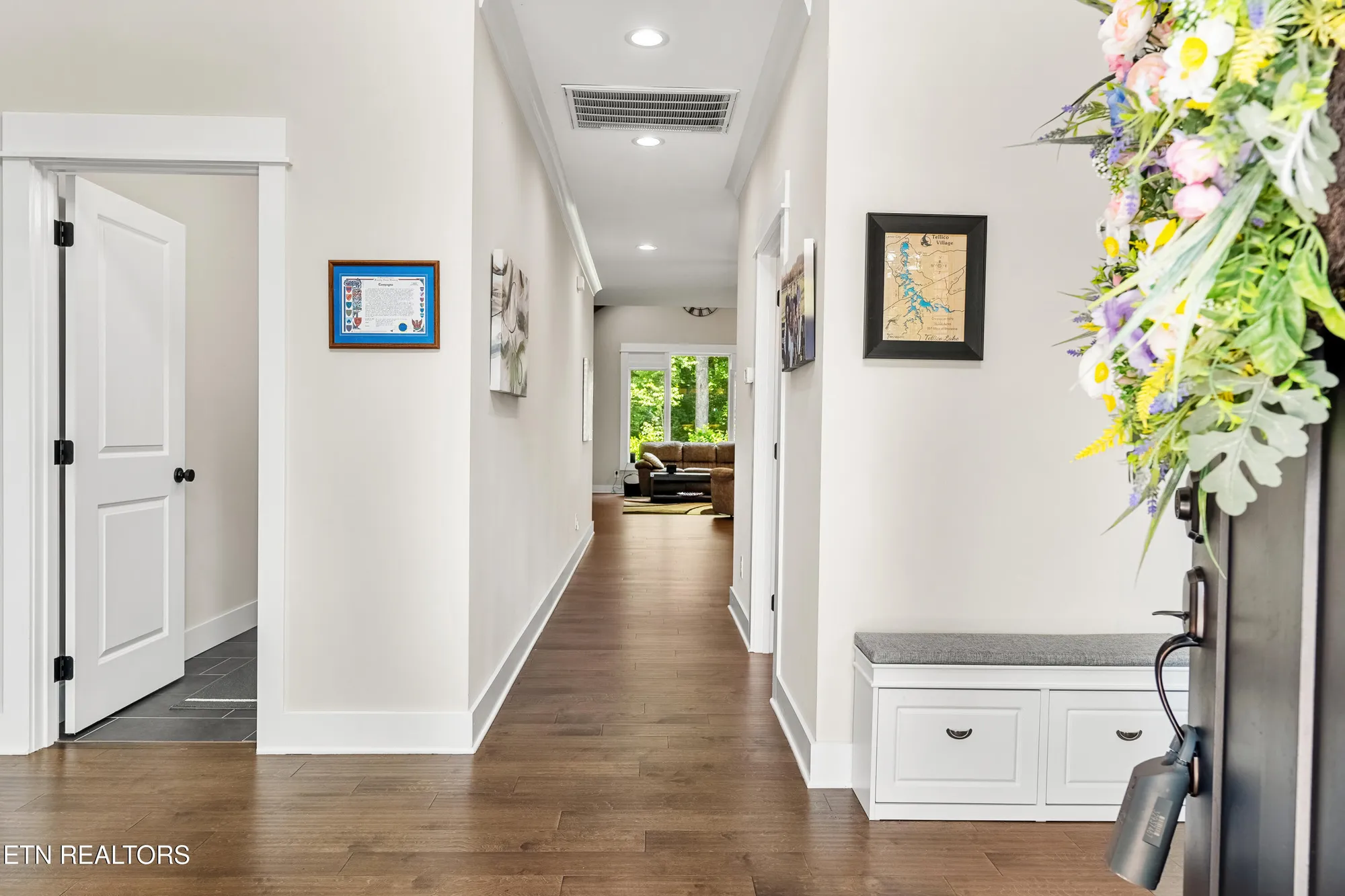 Property Slideshow image 8 of 39 | 119 yona way, Loudon, TN, 37774