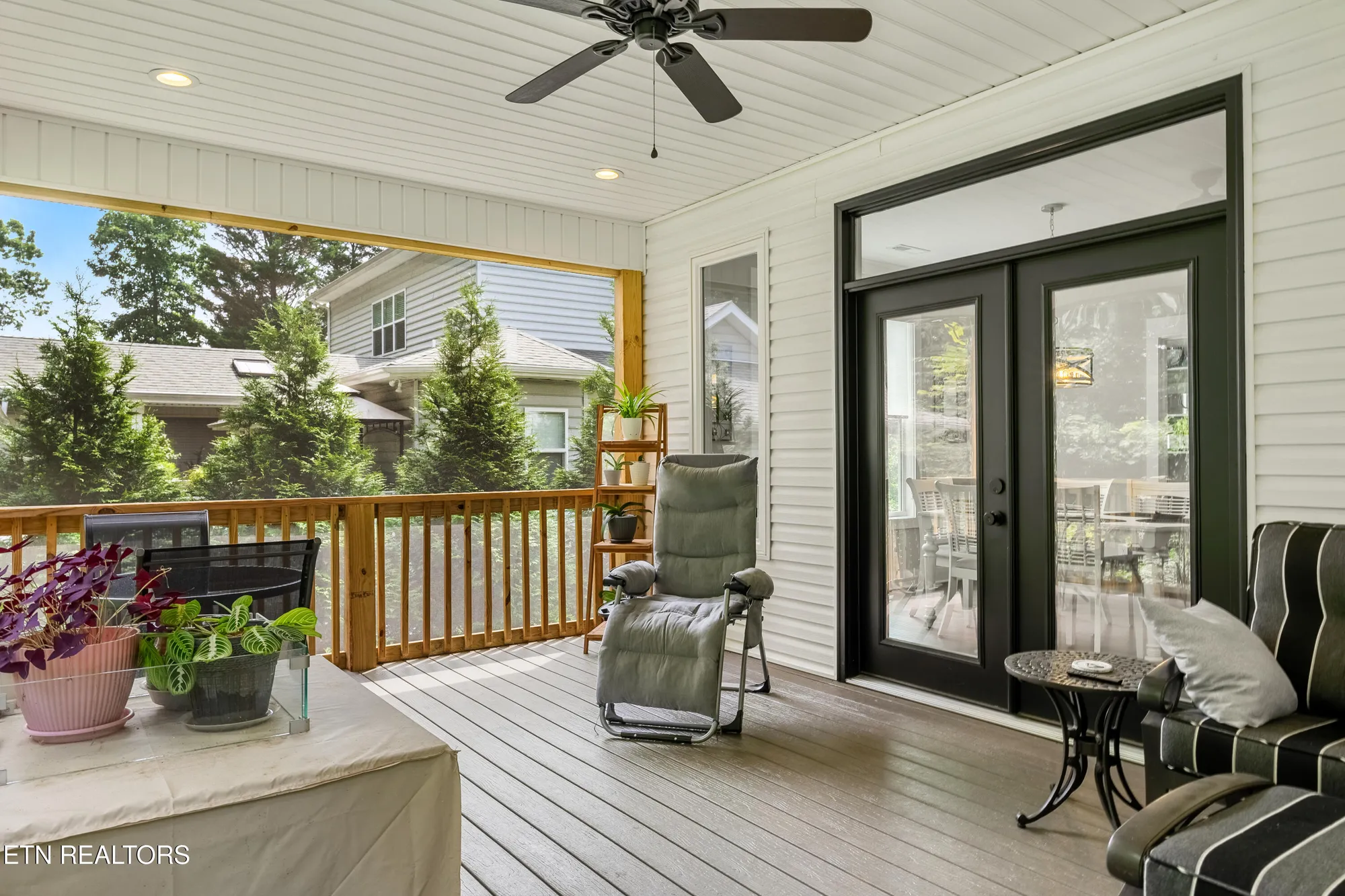 Property Slideshow image 38 of 39 | 119 yona way, Loudon, TN, 37774