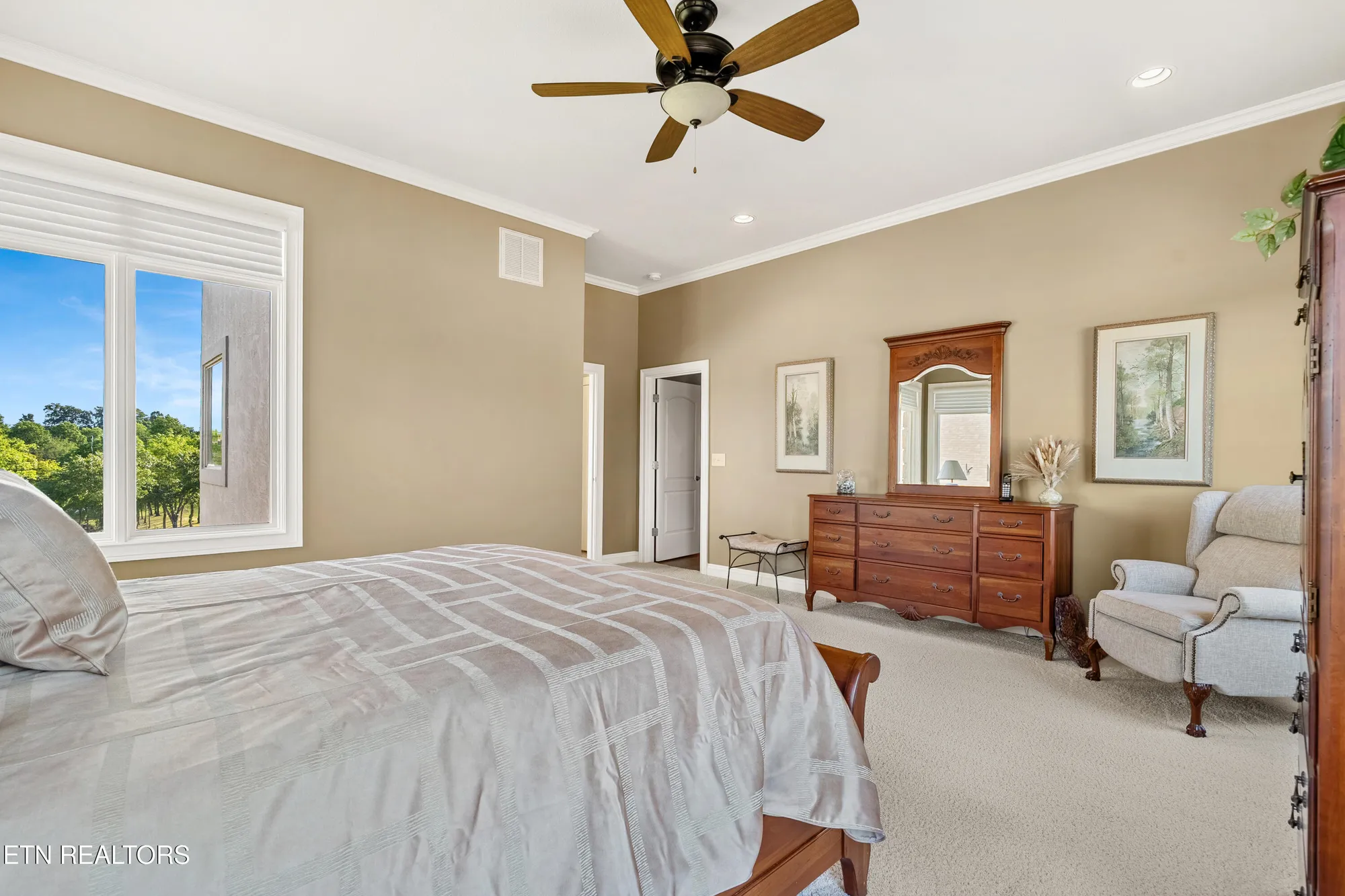 Property Slideshow image 23 of 46 | 170 blue jay ave, Vonore, TN, 37885